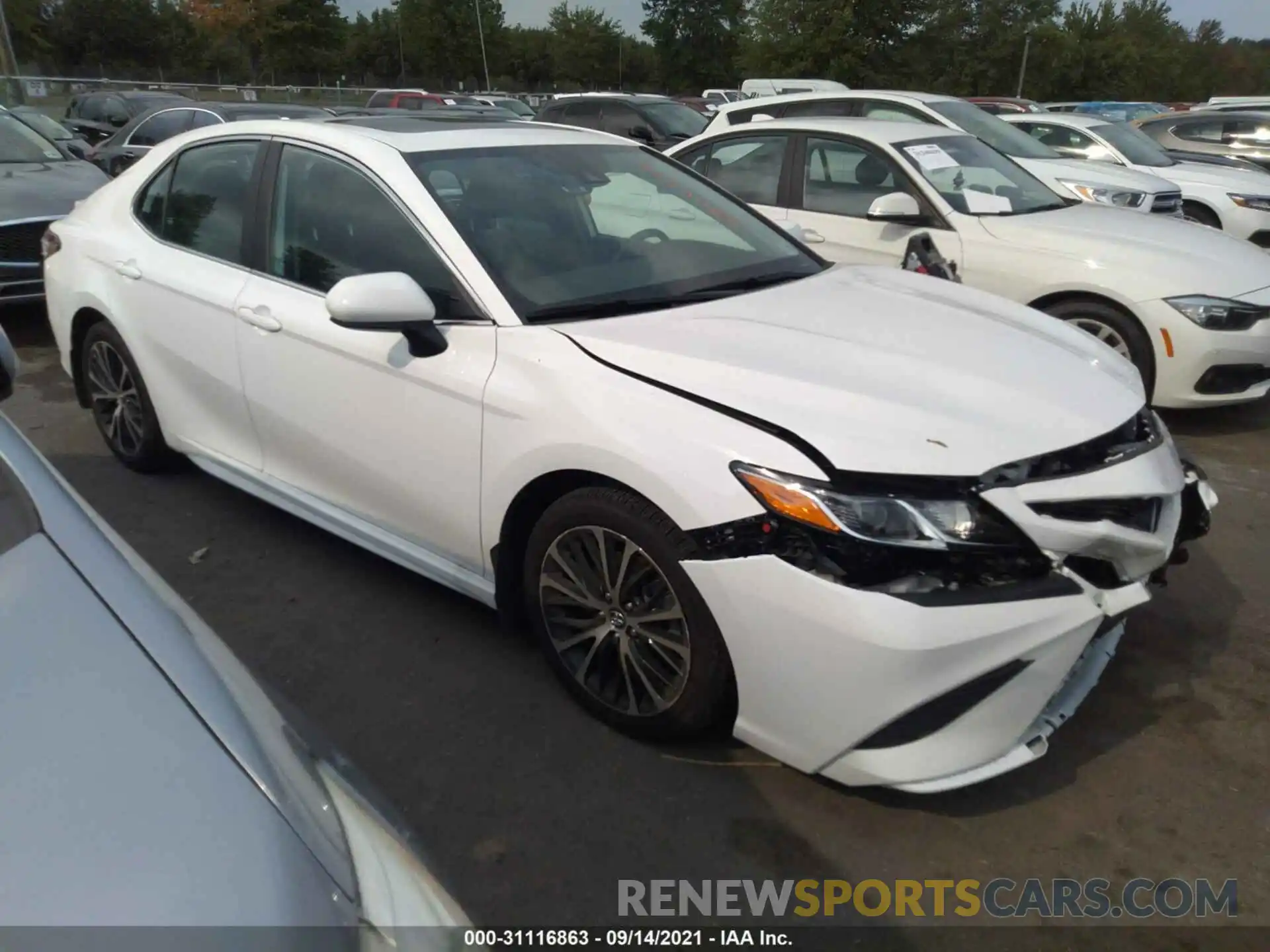 1 Photograph of a damaged car 4T1G11AK3LU935636 TOYOTA CAMRY 2020