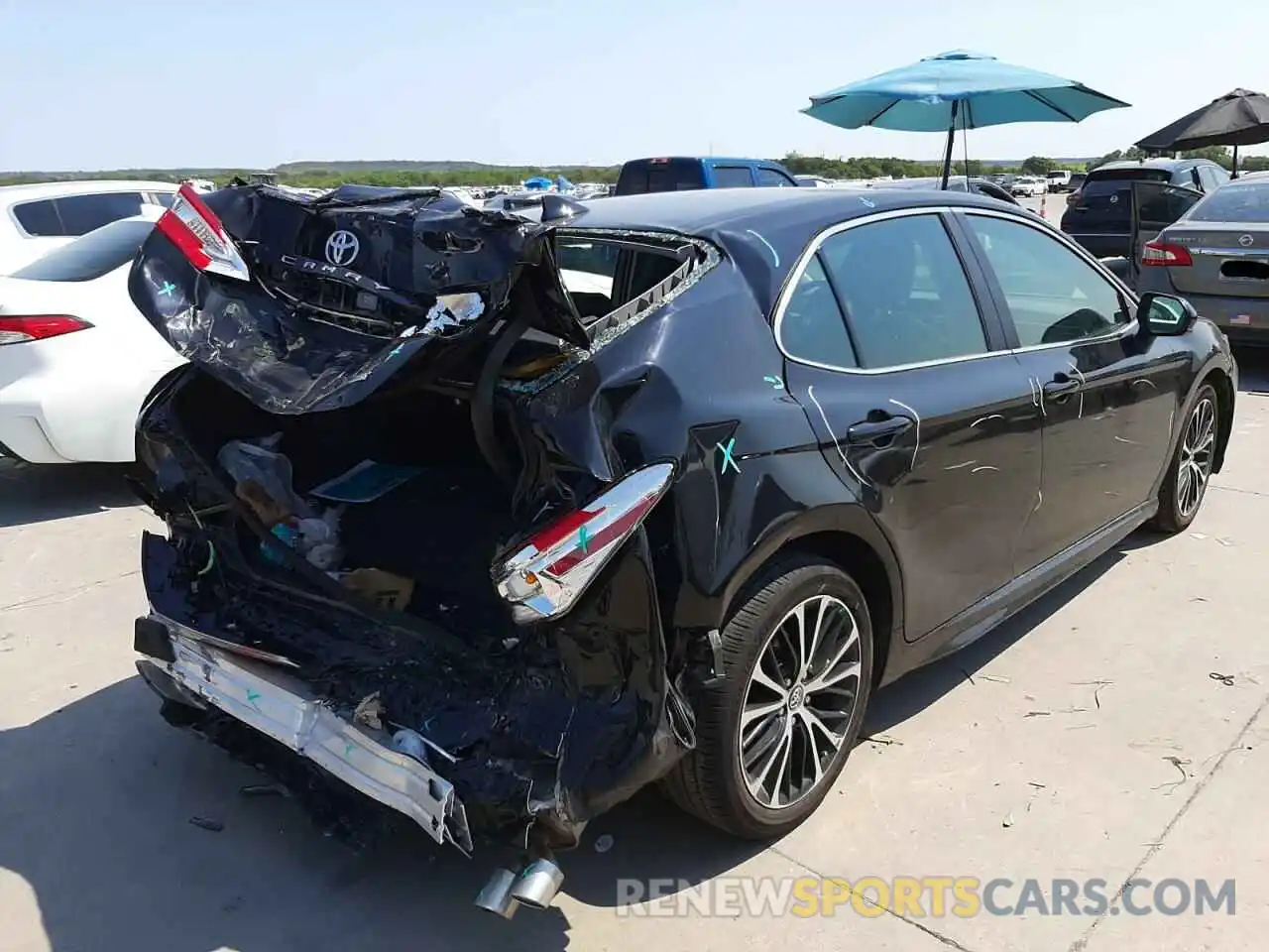 4 Photograph of a damaged car 4T1G11AK3LU935944 TOYOTA CAMRY 2020