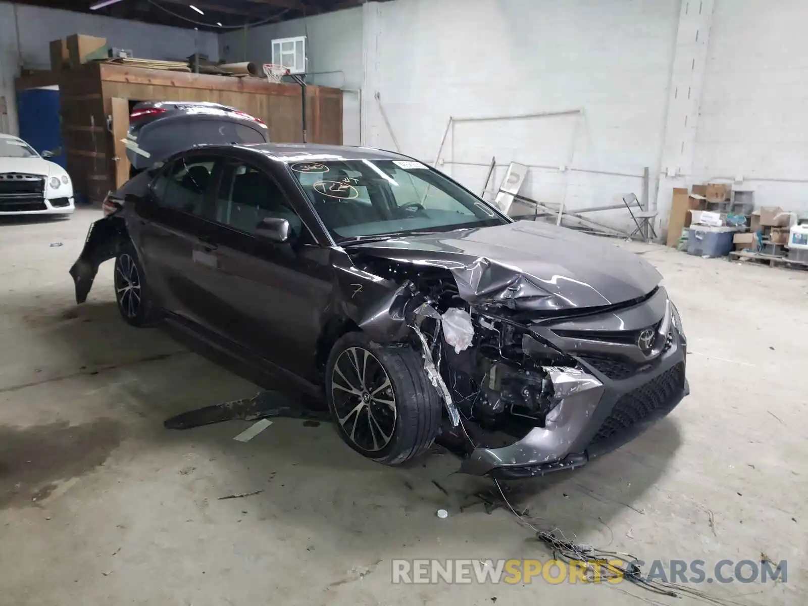 1 Photograph of a damaged car 4T1G11AK3LU940416 TOYOTA CAMRY 2020