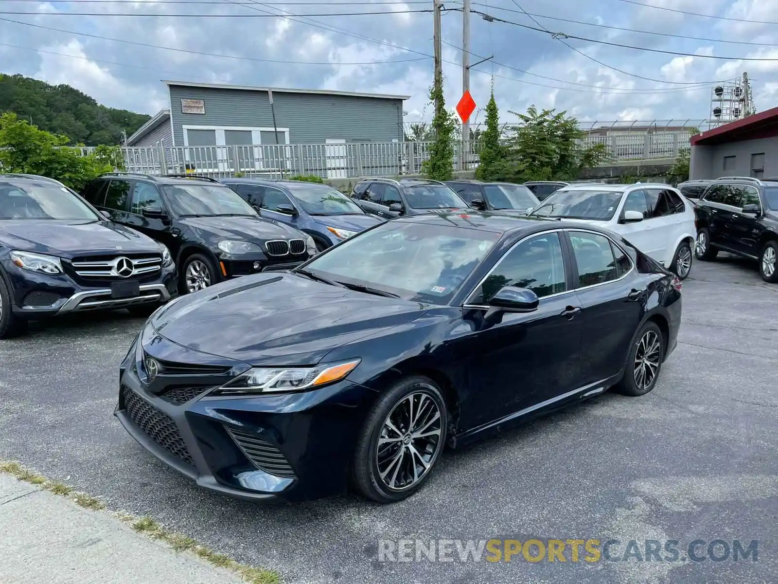 4 Photograph of a damaged car 4T1G11AK3LU941579 TOYOTA CAMRY 2020