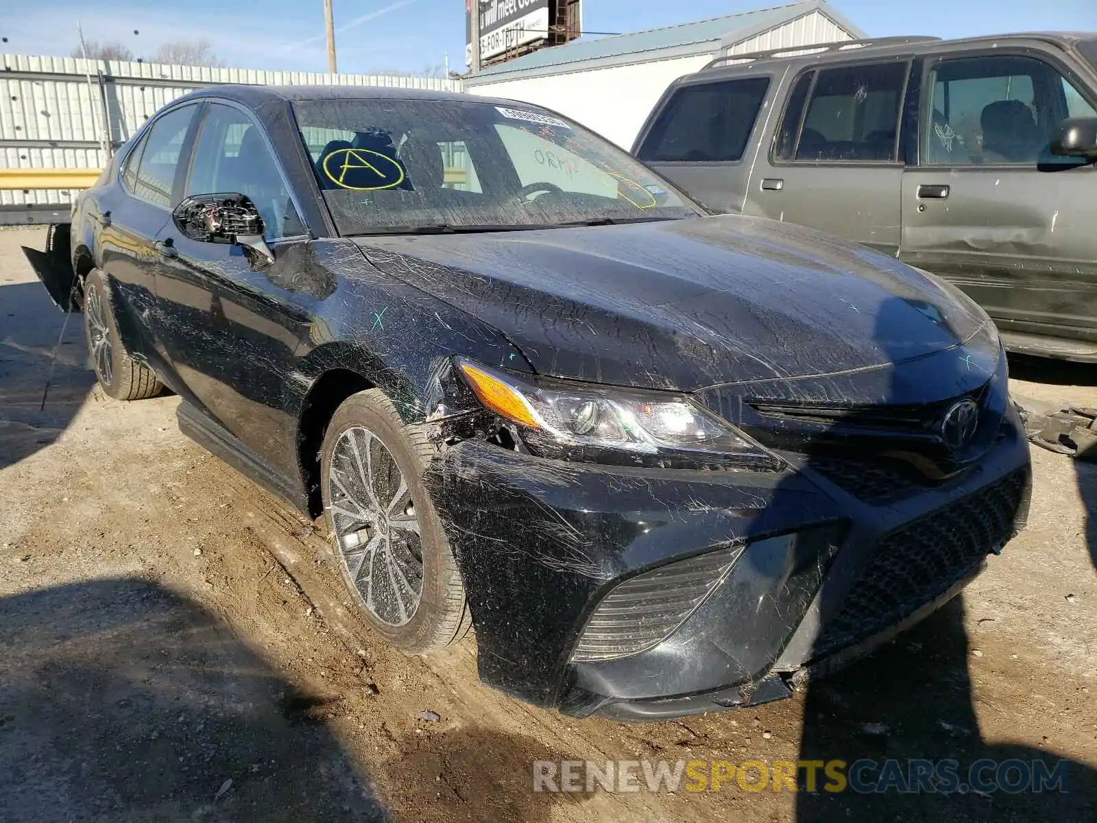 1 Photograph of a damaged car 4T1G11AK3LU946653 TOYOTA CAMRY 2020