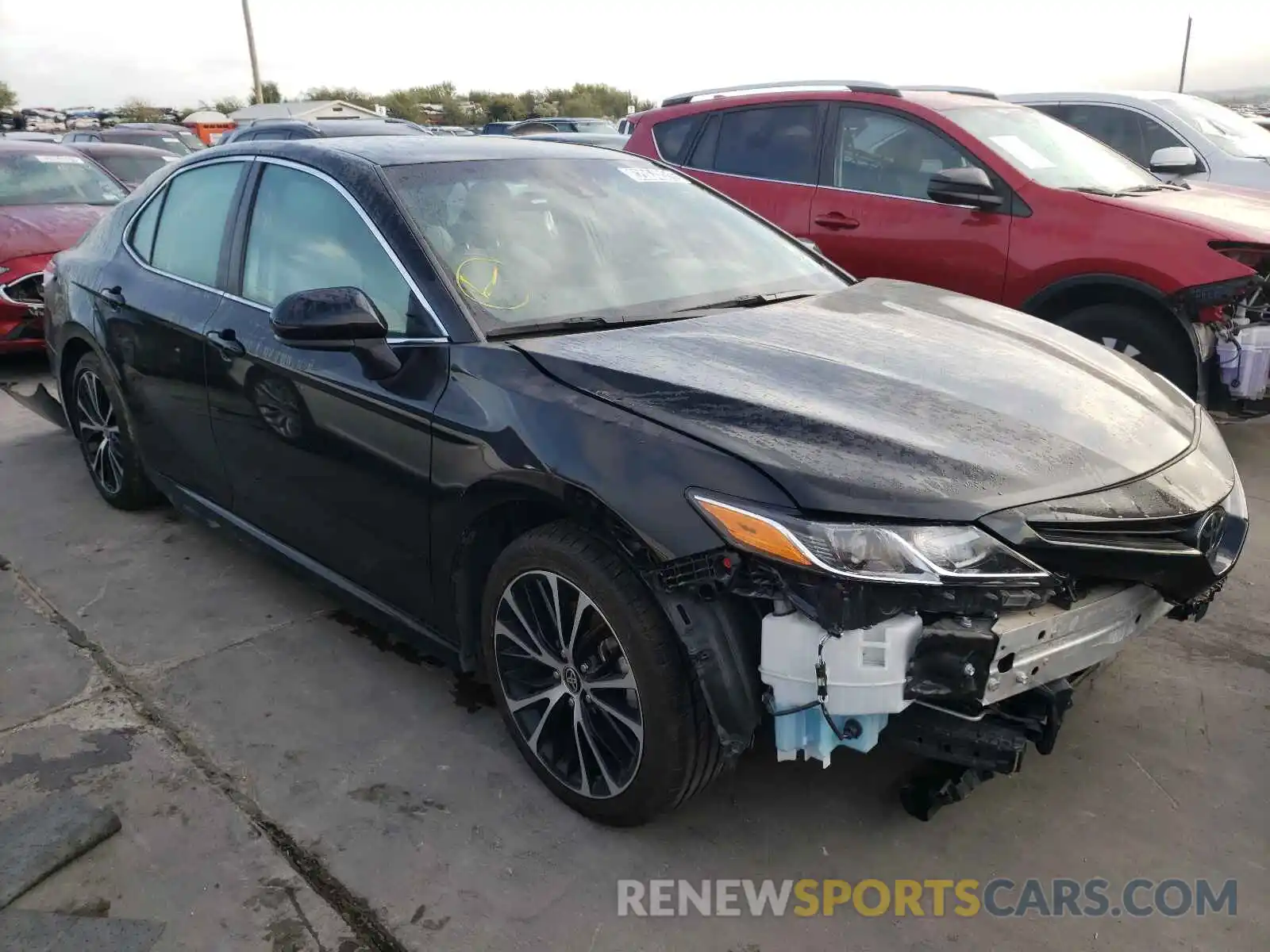 1 Photograph of a damaged car 4T1G11AK3LU946779 TOYOTA CAMRY 2020