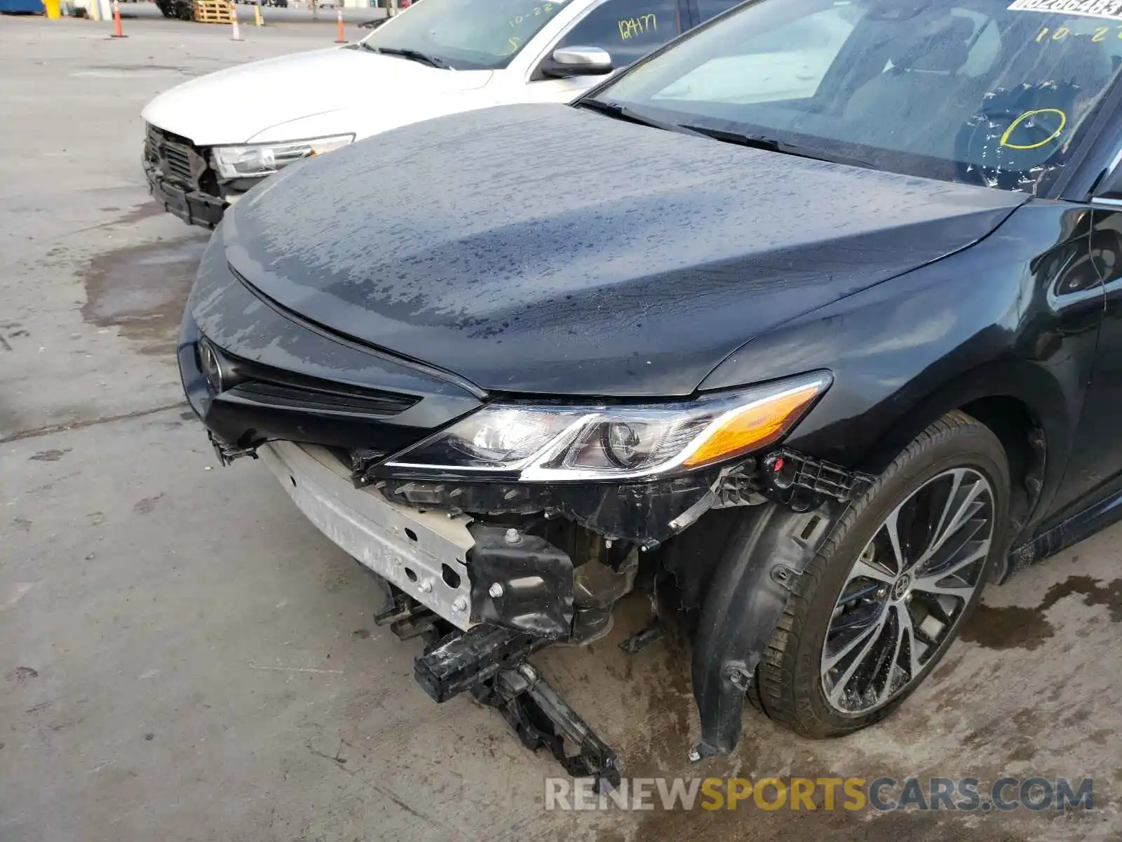 9 Photograph of a damaged car 4T1G11AK3LU946779 TOYOTA CAMRY 2020