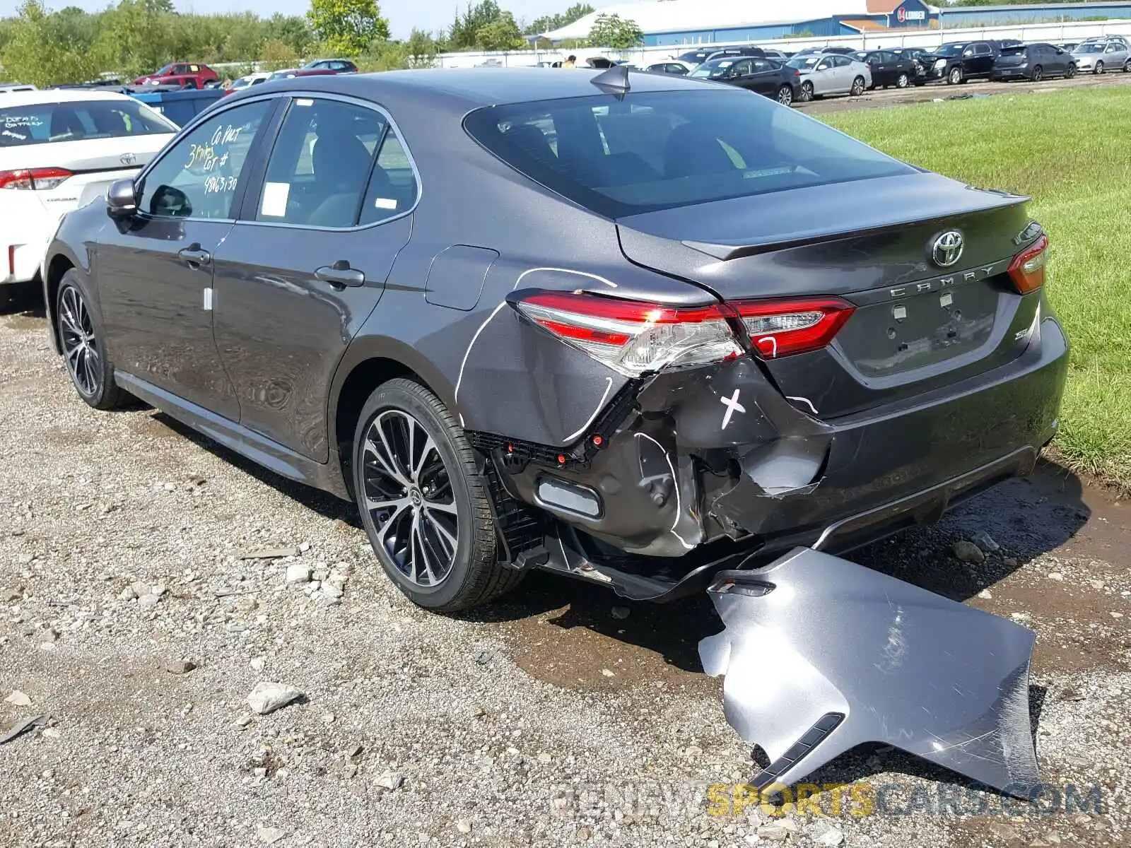 3 Photograph of a damaged car 4T1G11AK3LU949326 TOYOTA CAMRY 2020