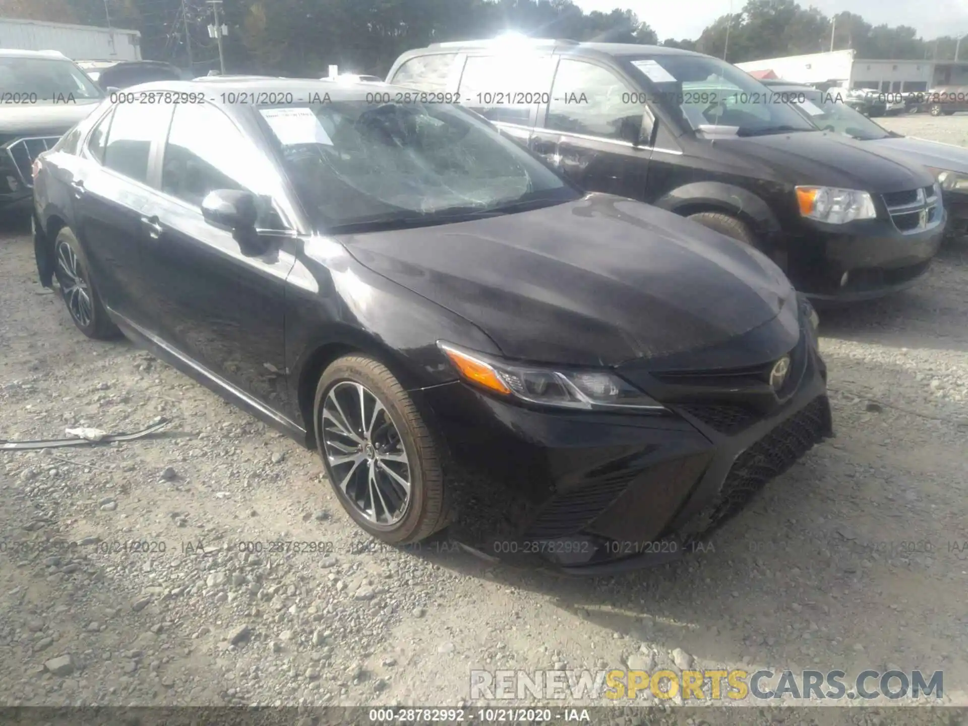 1 Photograph of a damaged car 4T1G11AK3LU951075 TOYOTA CAMRY 2020