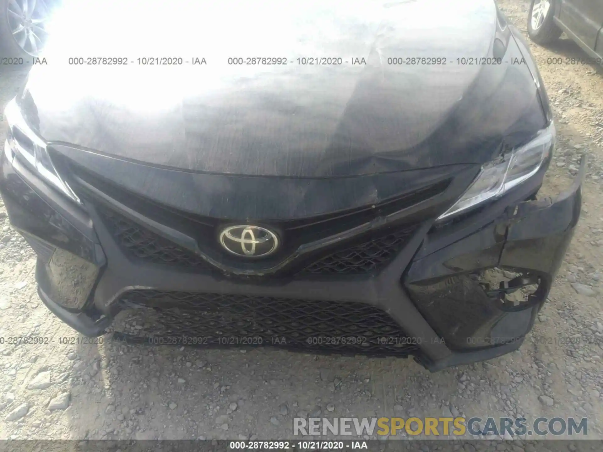 6 Photograph of a damaged car 4T1G11AK3LU951075 TOYOTA CAMRY 2020