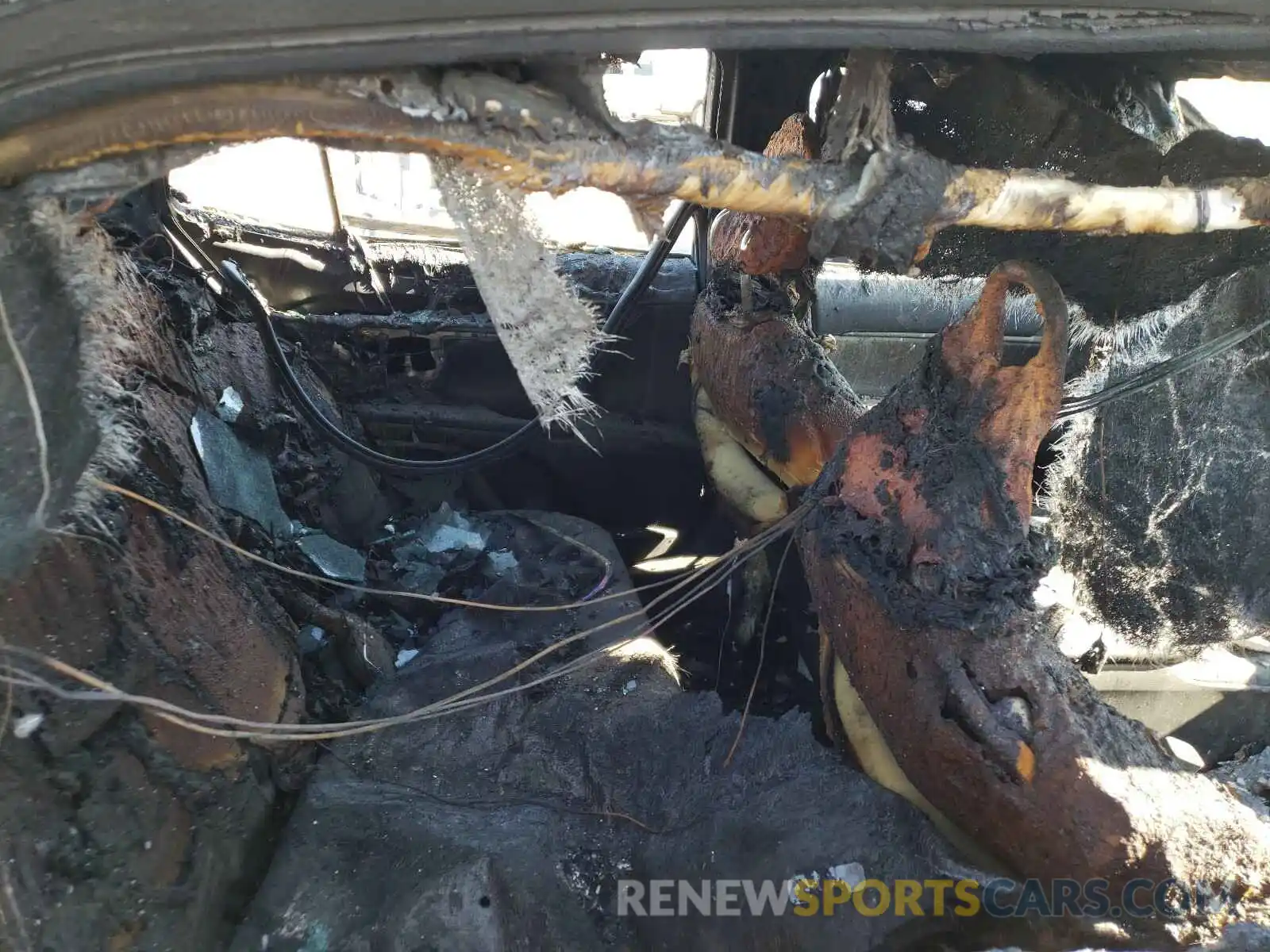 6 Photograph of a damaged car 4T1G11AK3LU954669 TOYOTA CAMRY 2020