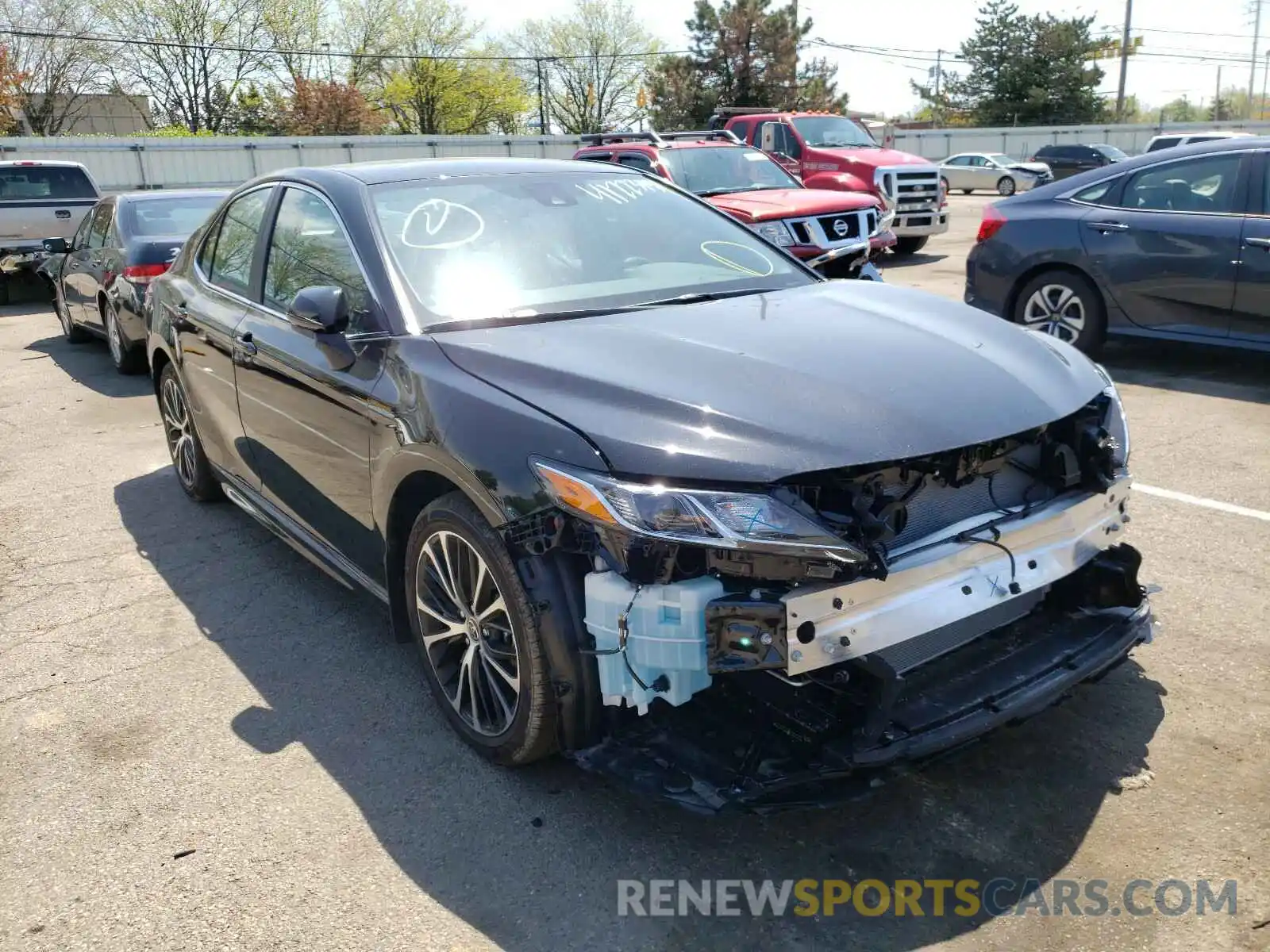 1 Photograph of a damaged car 4T1G11AK3LU972847 TOYOTA CAMRY 2020