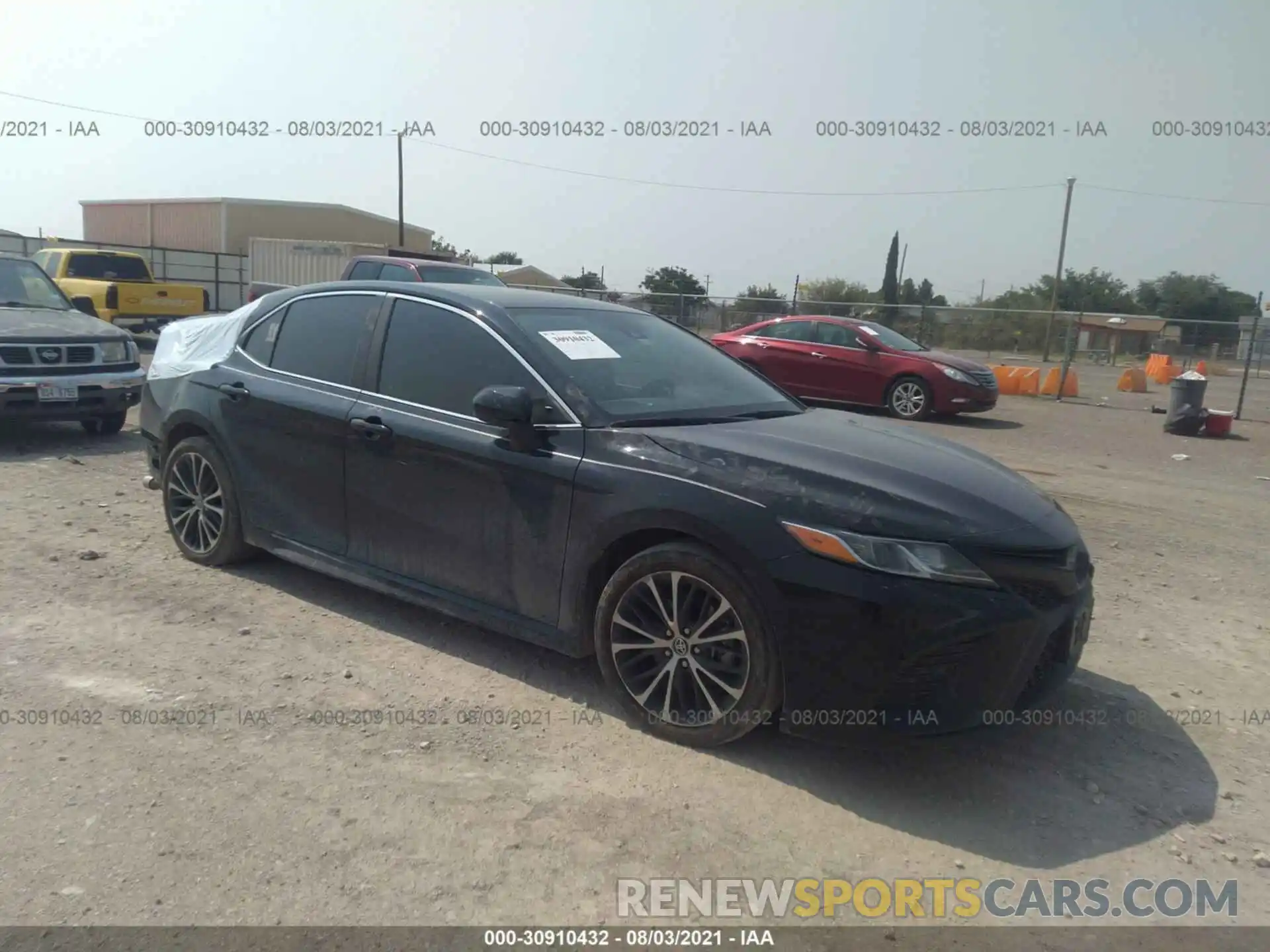 1 Photograph of a damaged car 4T1G11AK3LU977451 TOYOTA CAMRY 2020