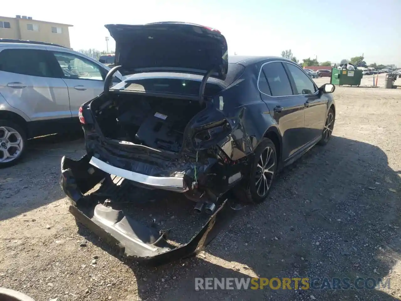 4 Photograph of a damaged car 4T1G11AK3LU980043 TOYOTA CAMRY 2020