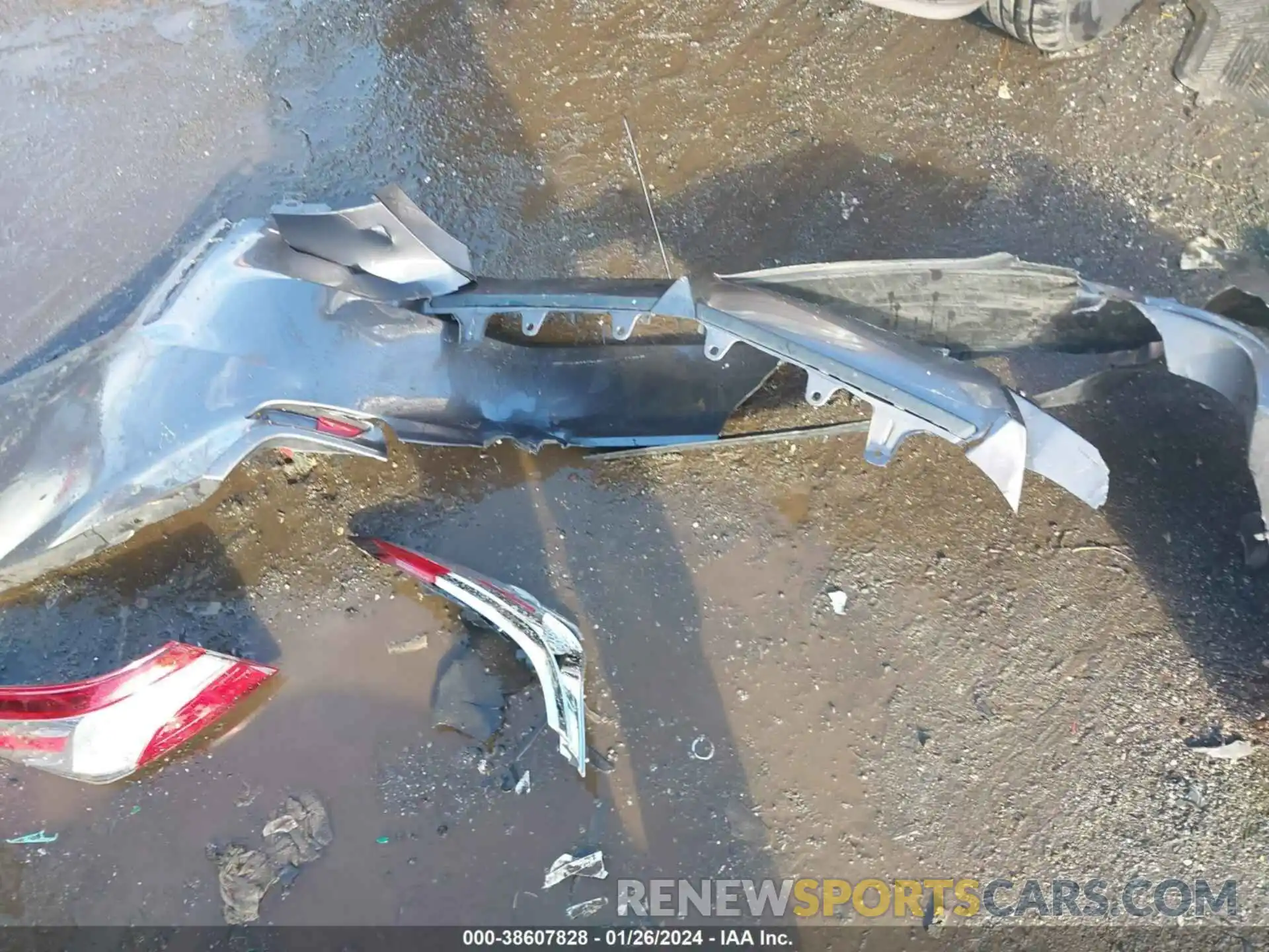 12 Фотография поврежденного автомобиля 4T1G11AK3LU980446 TOYOTA CAMRY 2020