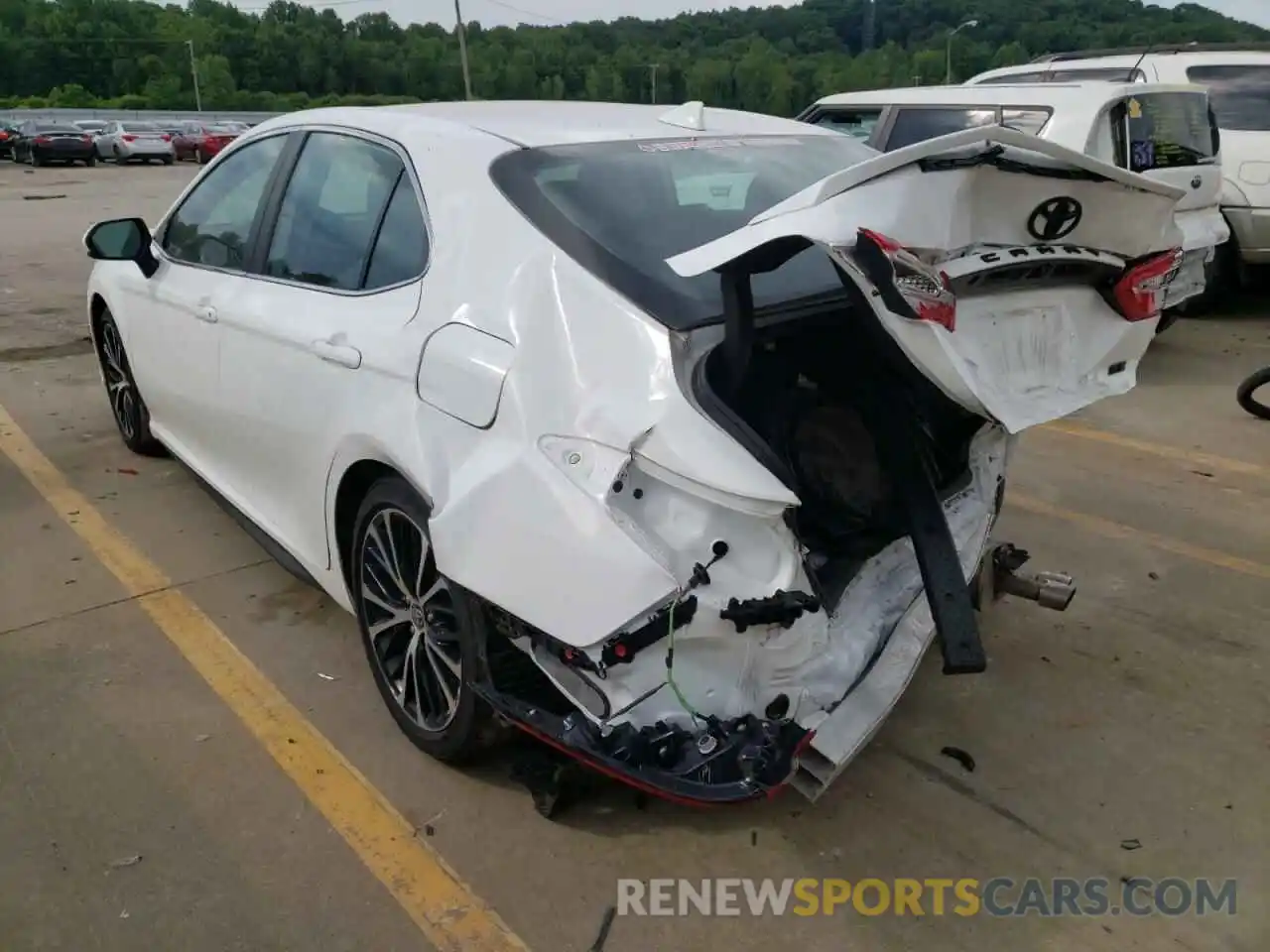 3 Photograph of a damaged car 4T1G11AK3LU987526 TOYOTA CAMRY 2020