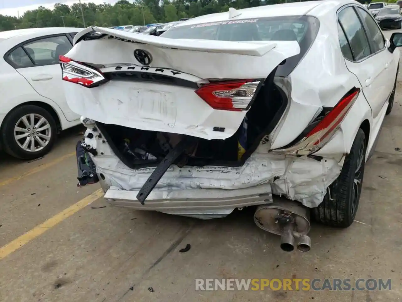 9 Photograph of a damaged car 4T1G11AK3LU987526 TOYOTA CAMRY 2020