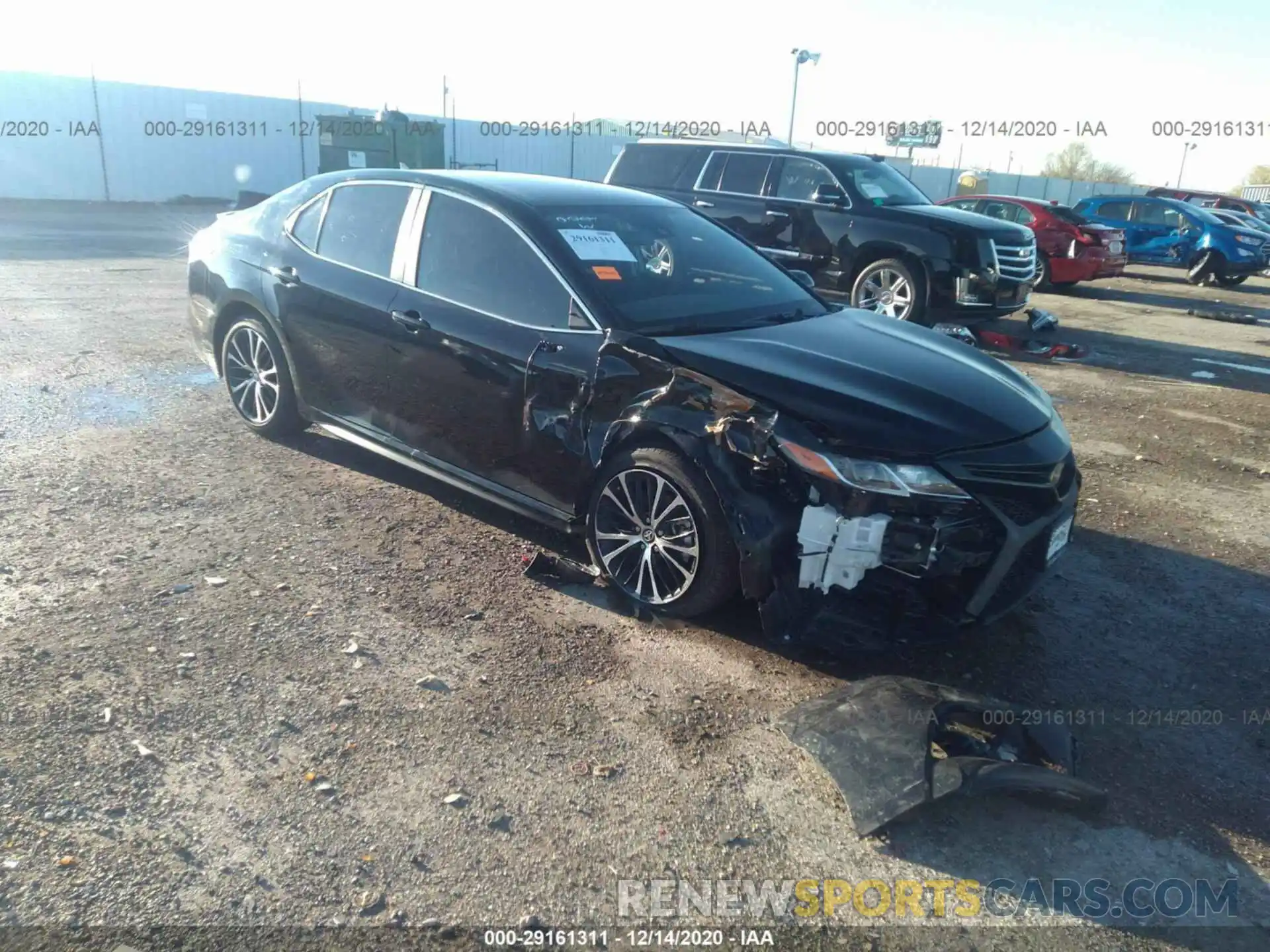 6 Photograph of a damaged car 4T1G11AK3LU999563 TOYOTA CAMRY 2020