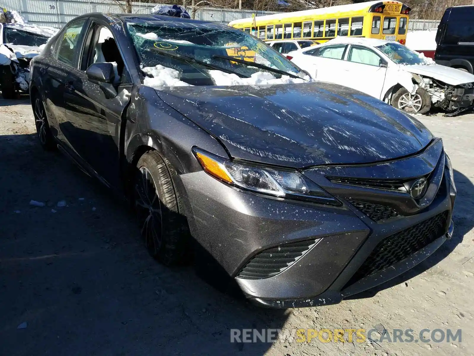 1 Photograph of a damaged car 4T1G11AK4LU305768 TOYOTA CAMRY 2020