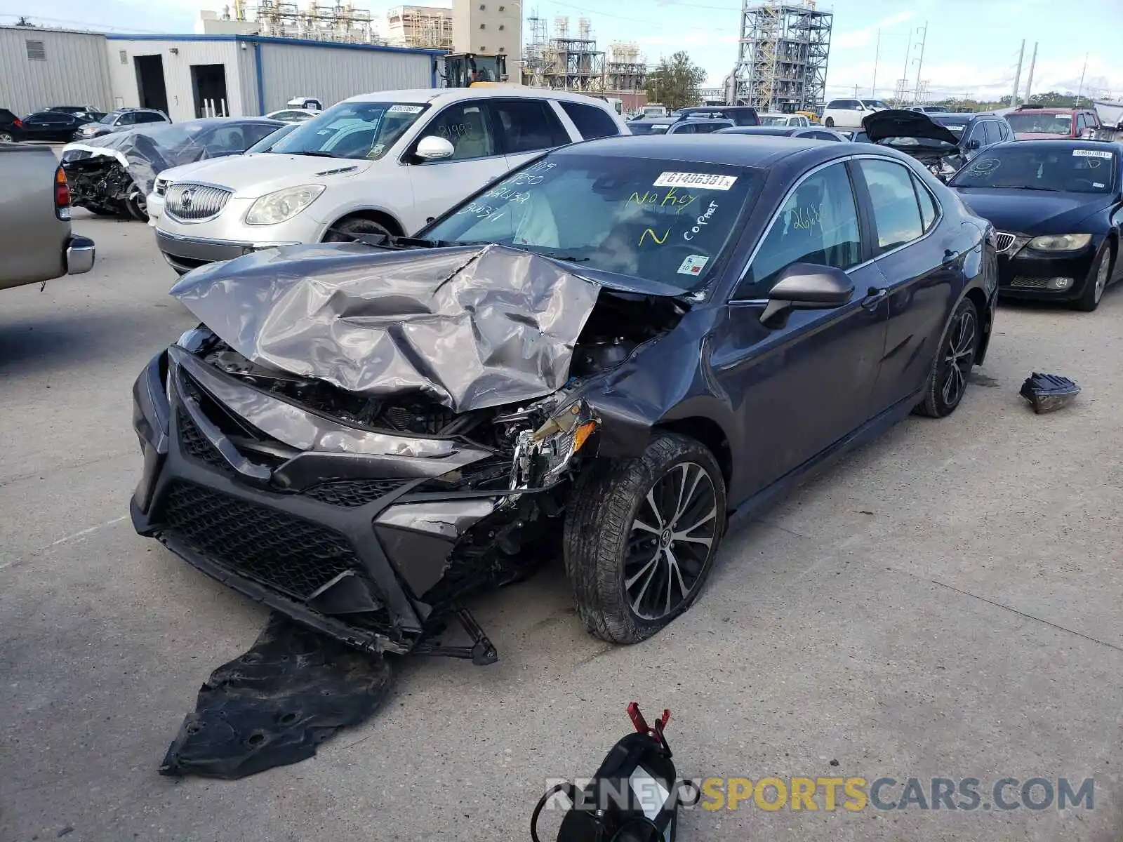 2 Photograph of a damaged car 4T1G11AK4LU306371 TOYOTA CAMRY 2020