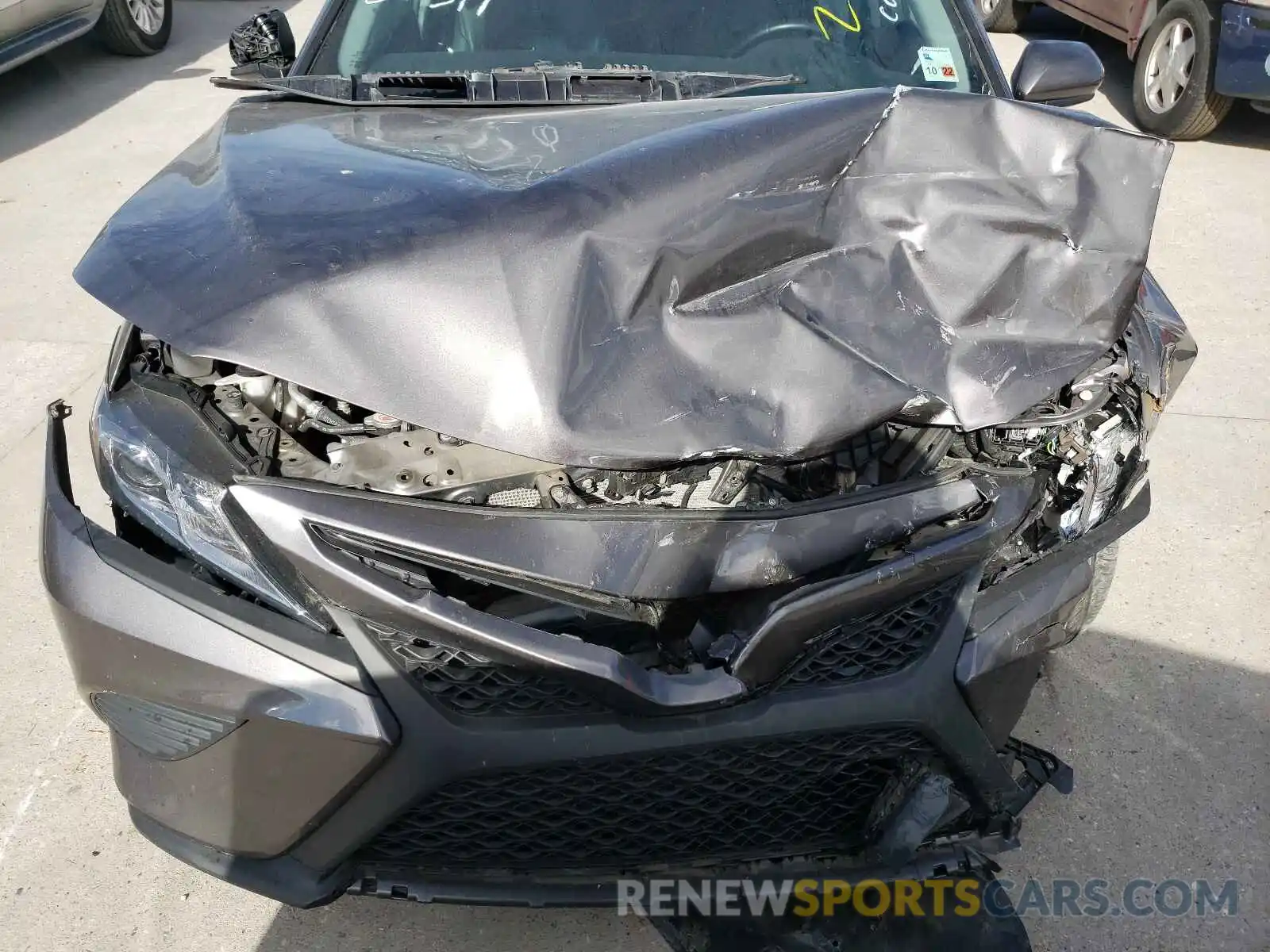 9 Photograph of a damaged car 4T1G11AK4LU306371 TOYOTA CAMRY 2020