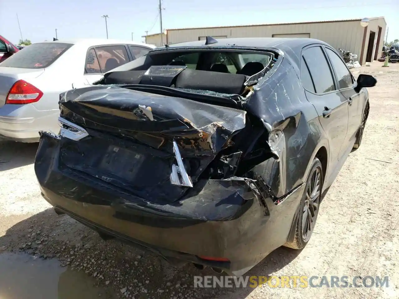 4 Photograph of a damaged car 4T1G11AK4LU308508 TOYOTA CAMRY 2020