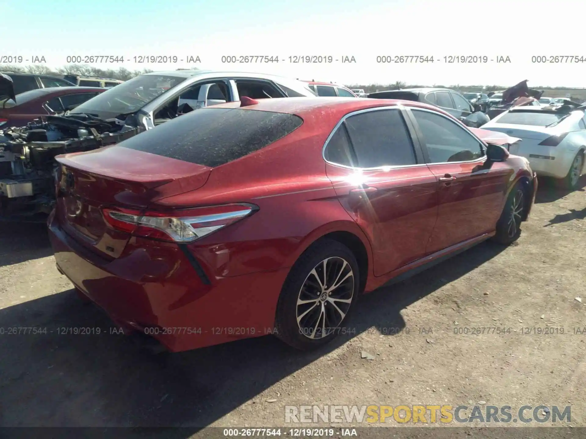 4 Photograph of a damaged car 4T1G11AK4LU308752 TOYOTA CAMRY 2020