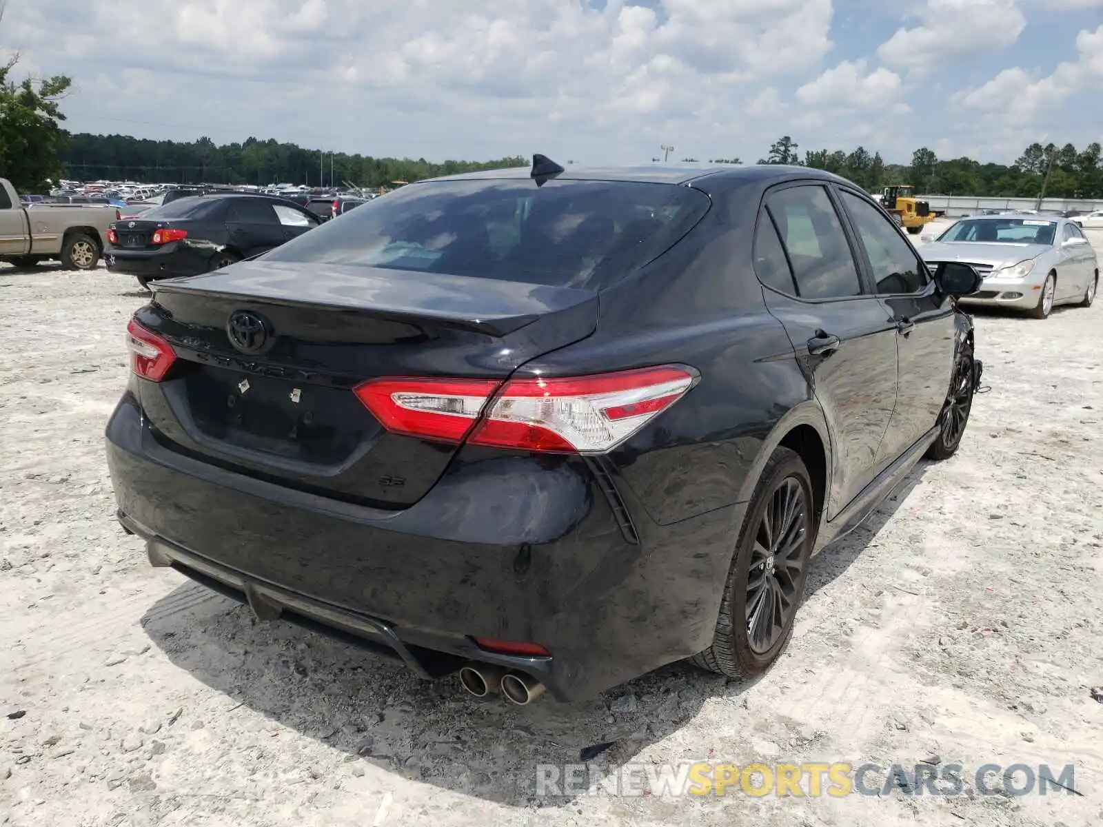 4 Photograph of a damaged car 4T1G11AK4LU311375 TOYOTA CAMRY 2020