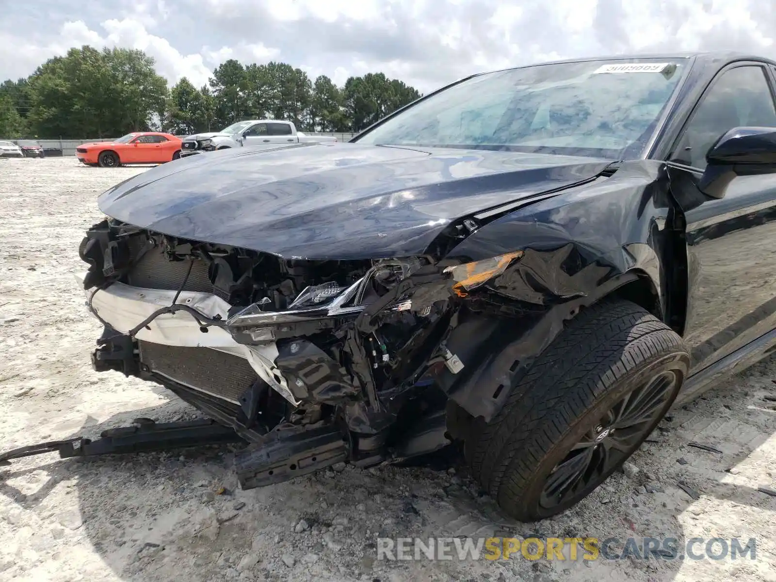 9 Photograph of a damaged car 4T1G11AK4LU311375 TOYOTA CAMRY 2020