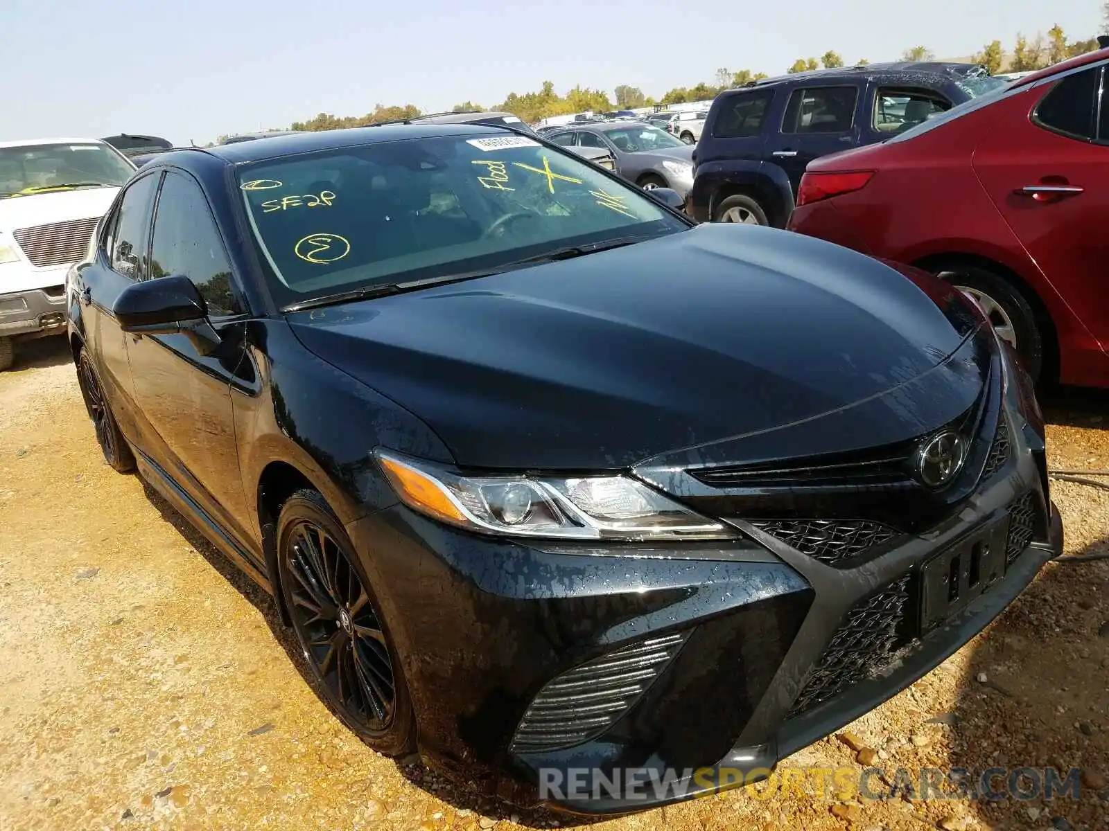 1 Photograph of a damaged car 4T1G11AK4LU312123 TOYOTA CAMRY 2020