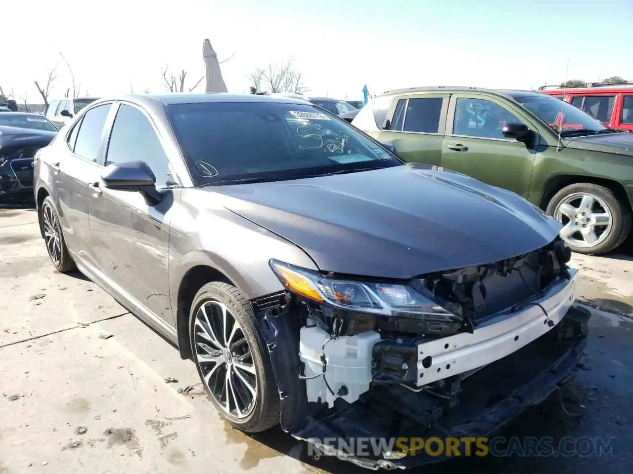 1 Photograph of a damaged car 4T1G11AK4LU312154 TOYOTA CAMRY 2020