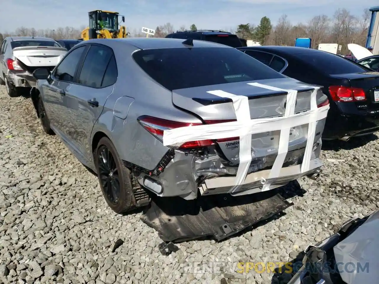 3 Photograph of a damaged car 4T1G11AK4LU318200 TOYOTA CAMRY 2020