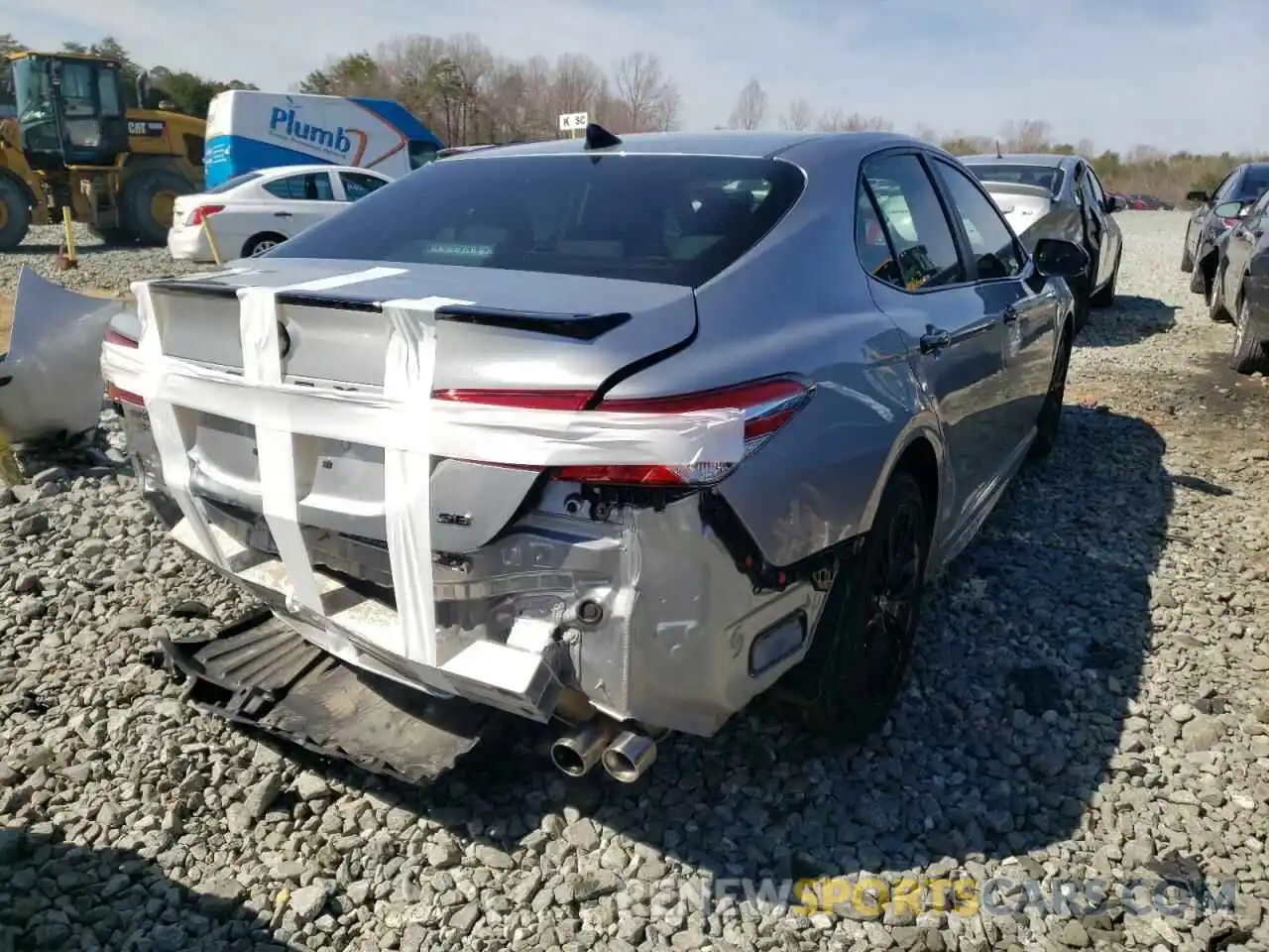 4 Photograph of a damaged car 4T1G11AK4LU318200 TOYOTA CAMRY 2020