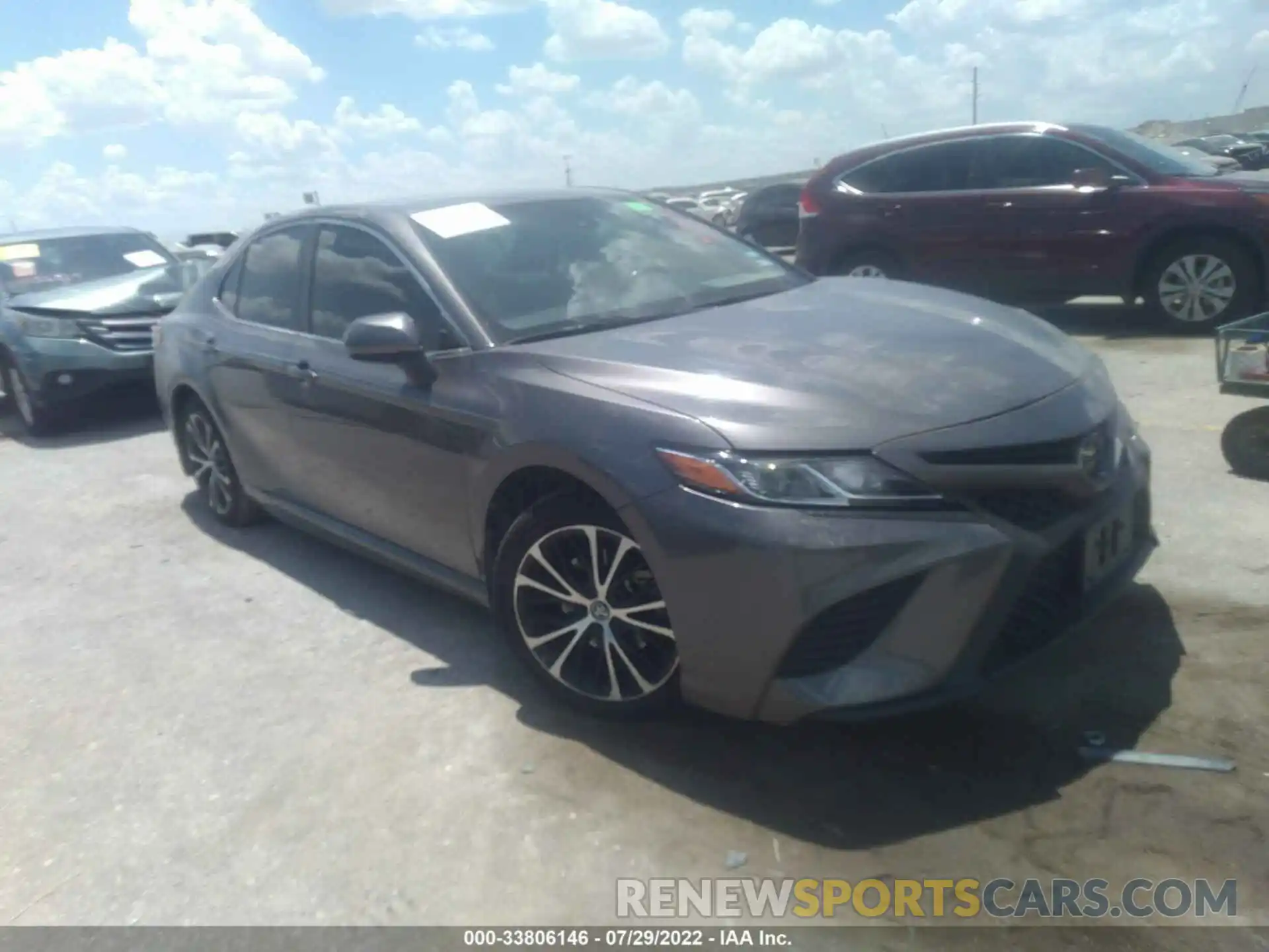 1 Photograph of a damaged car 4T1G11AK4LU319587 TOYOTA CAMRY 2020