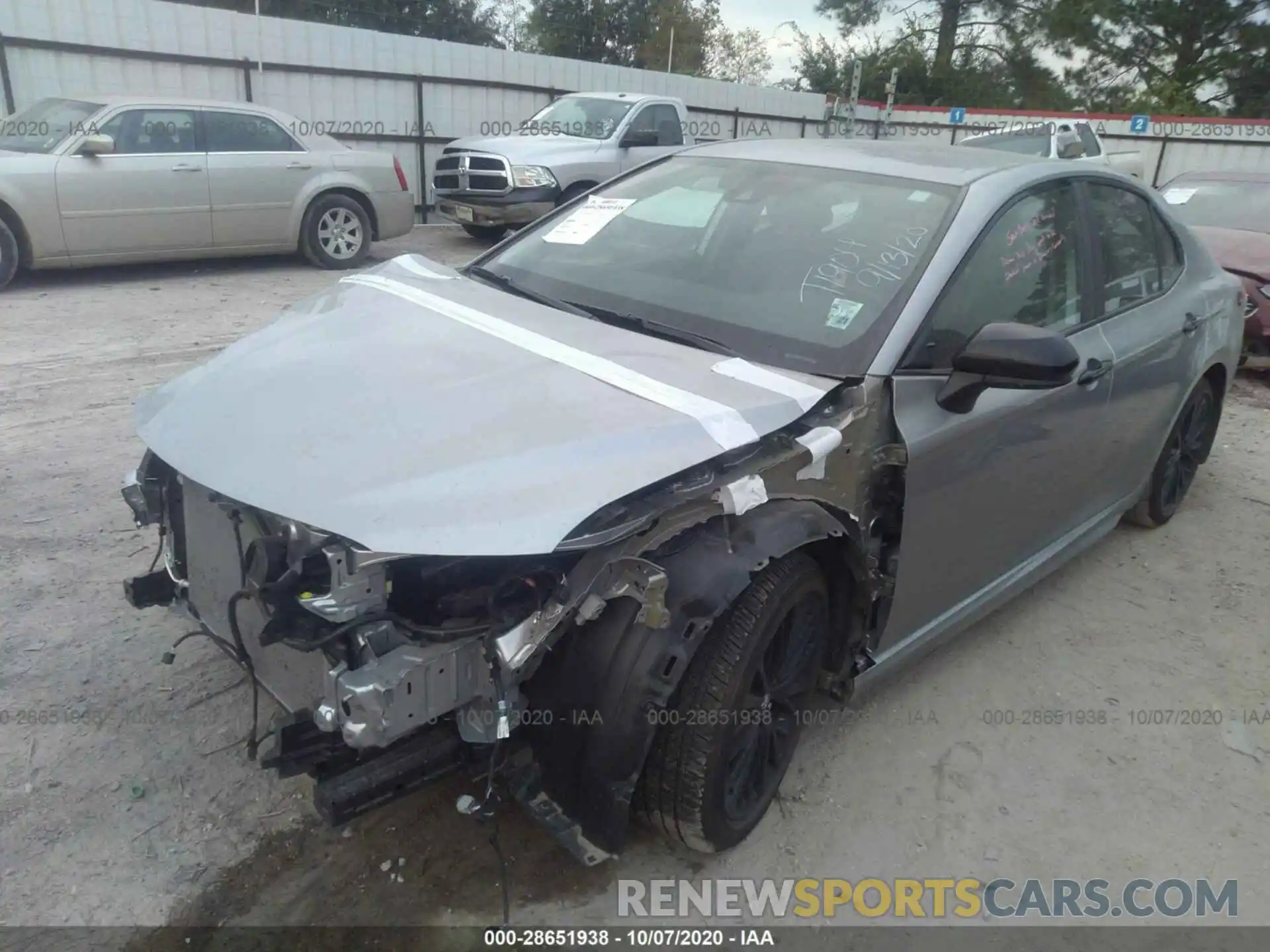 2 Photograph of a damaged car 4T1G11AK4LU320285 TOYOTA CAMRY 2020