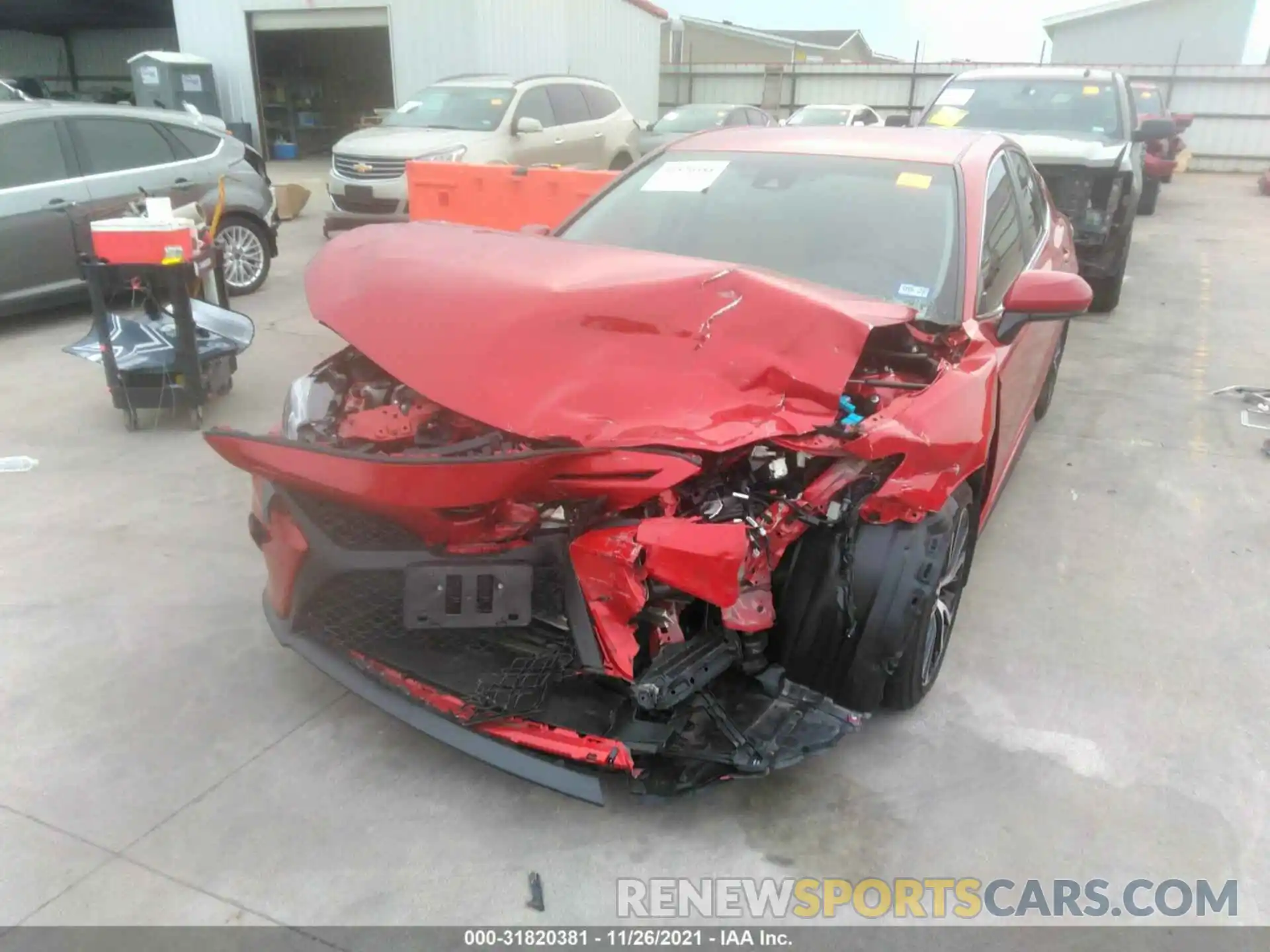 6 Photograph of a damaged car 4T1G11AK4LU320738 TOYOTA CAMRY 2020