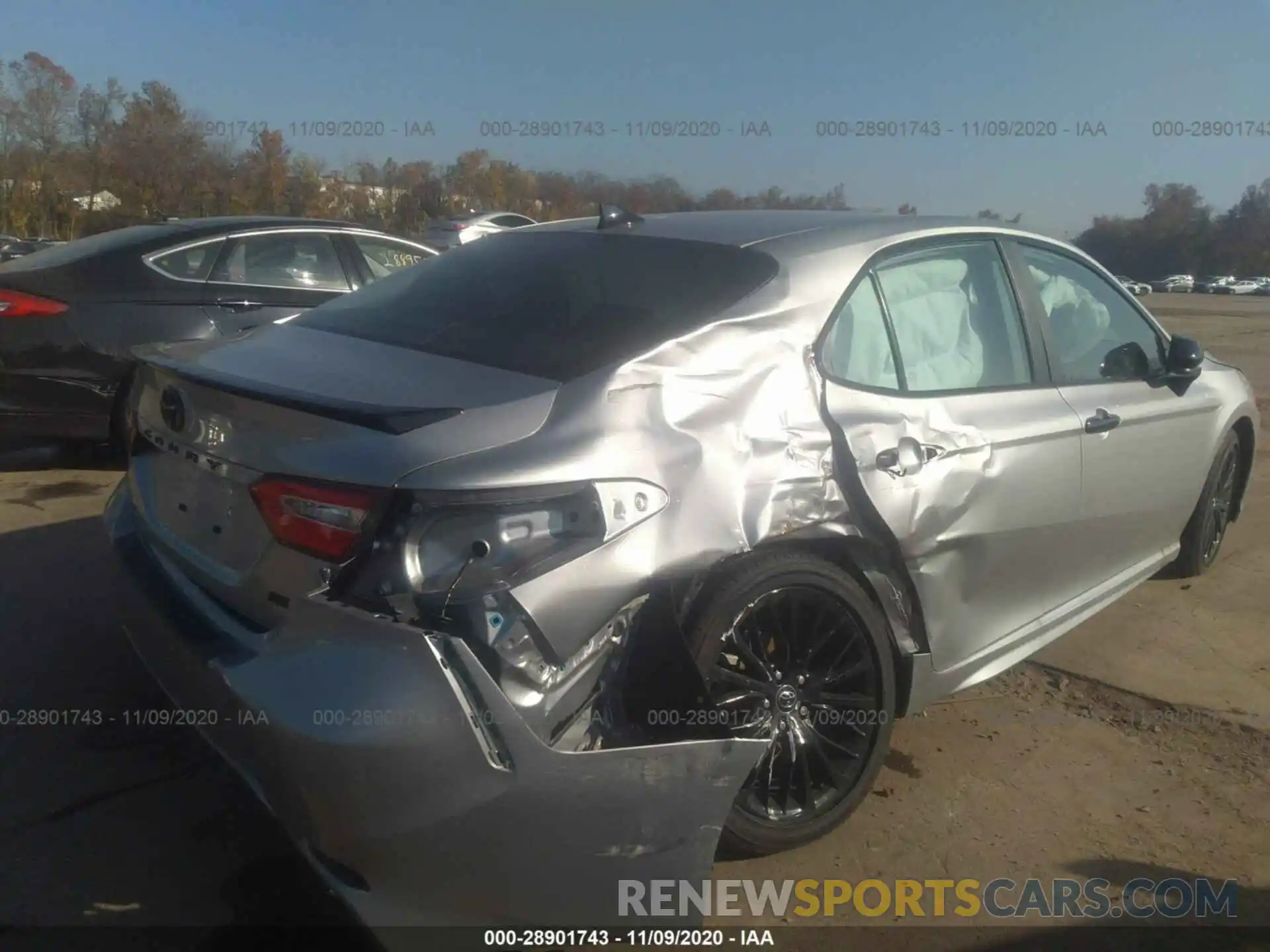 6 Photograph of a damaged car 4T1G11AK4LU321694 TOYOTA CAMRY 2020