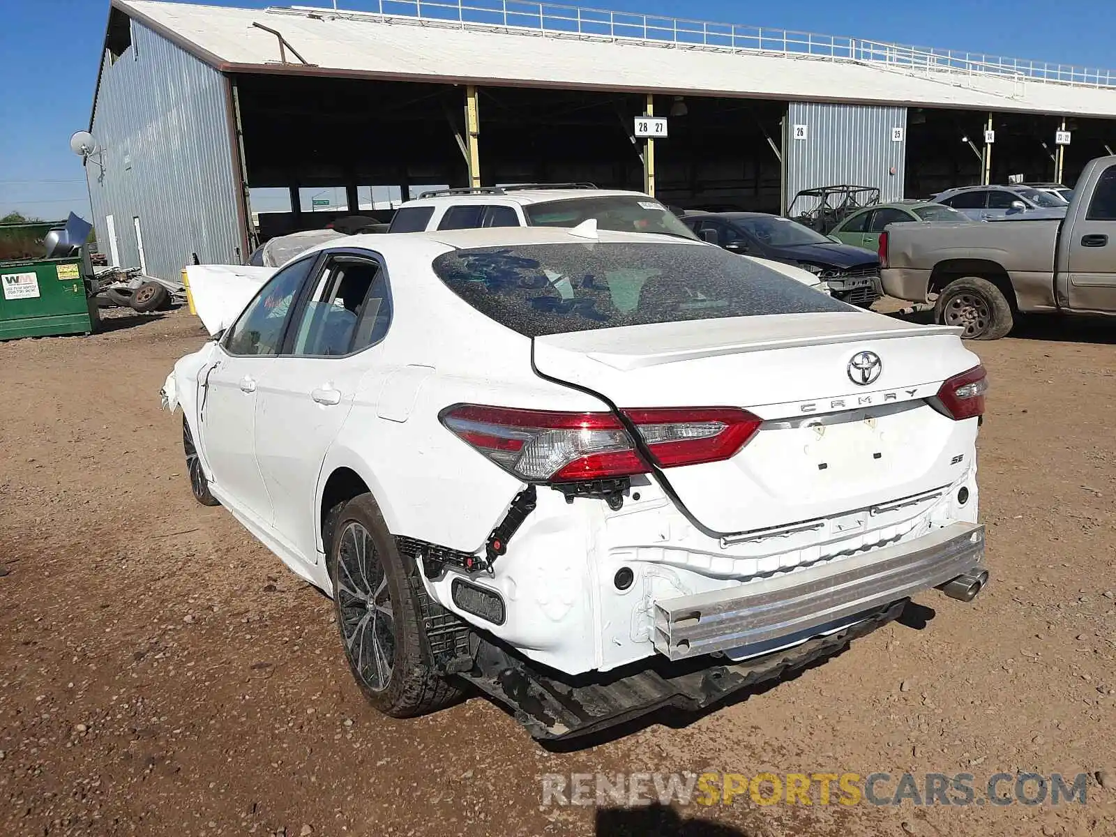 3 Photograph of a damaged car 4T1G11AK4LU324871 TOYOTA CAMRY 2020