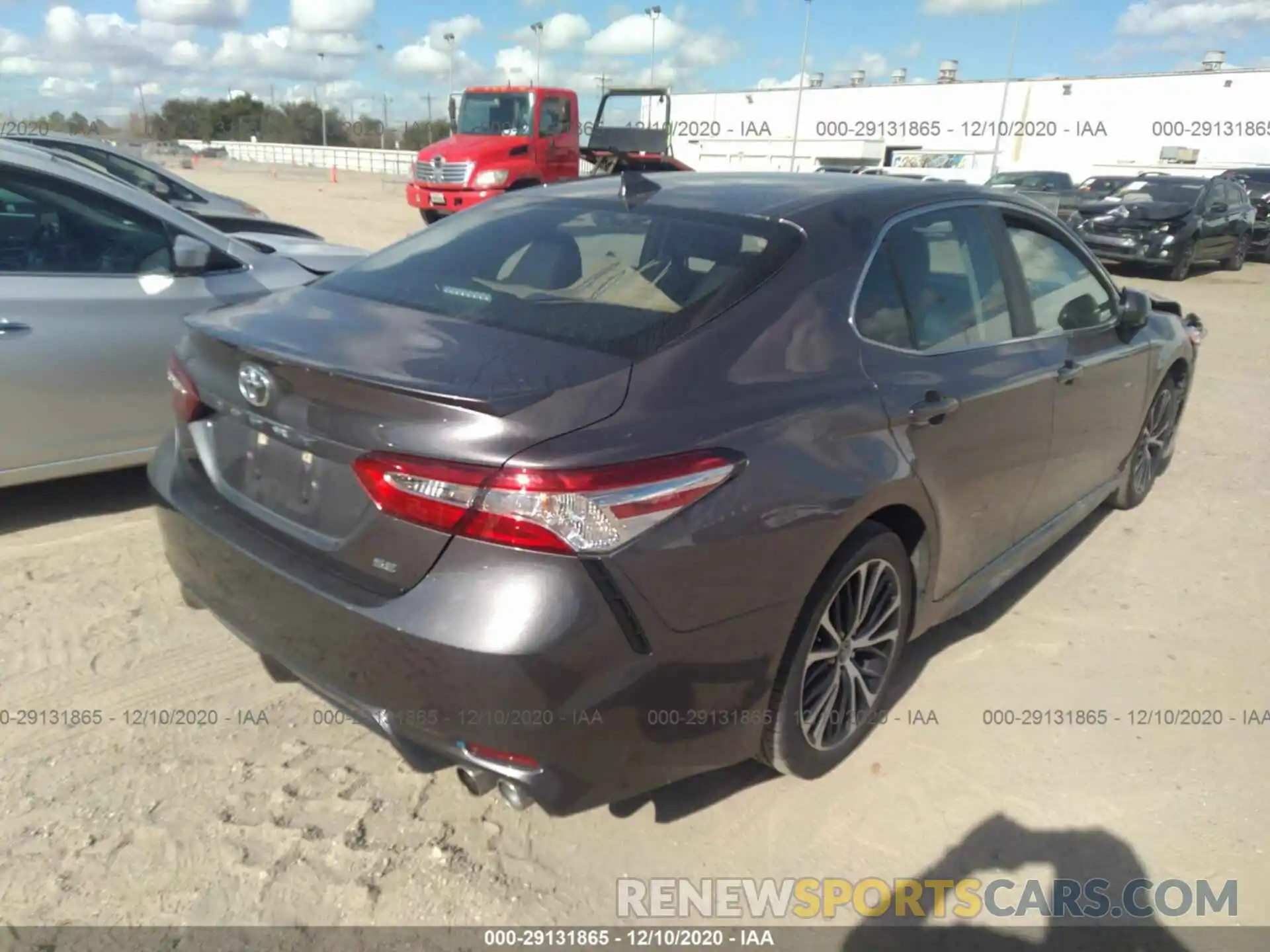 4 Photograph of a damaged car 4T1G11AK4LU326927 TOYOTA CAMRY 2020