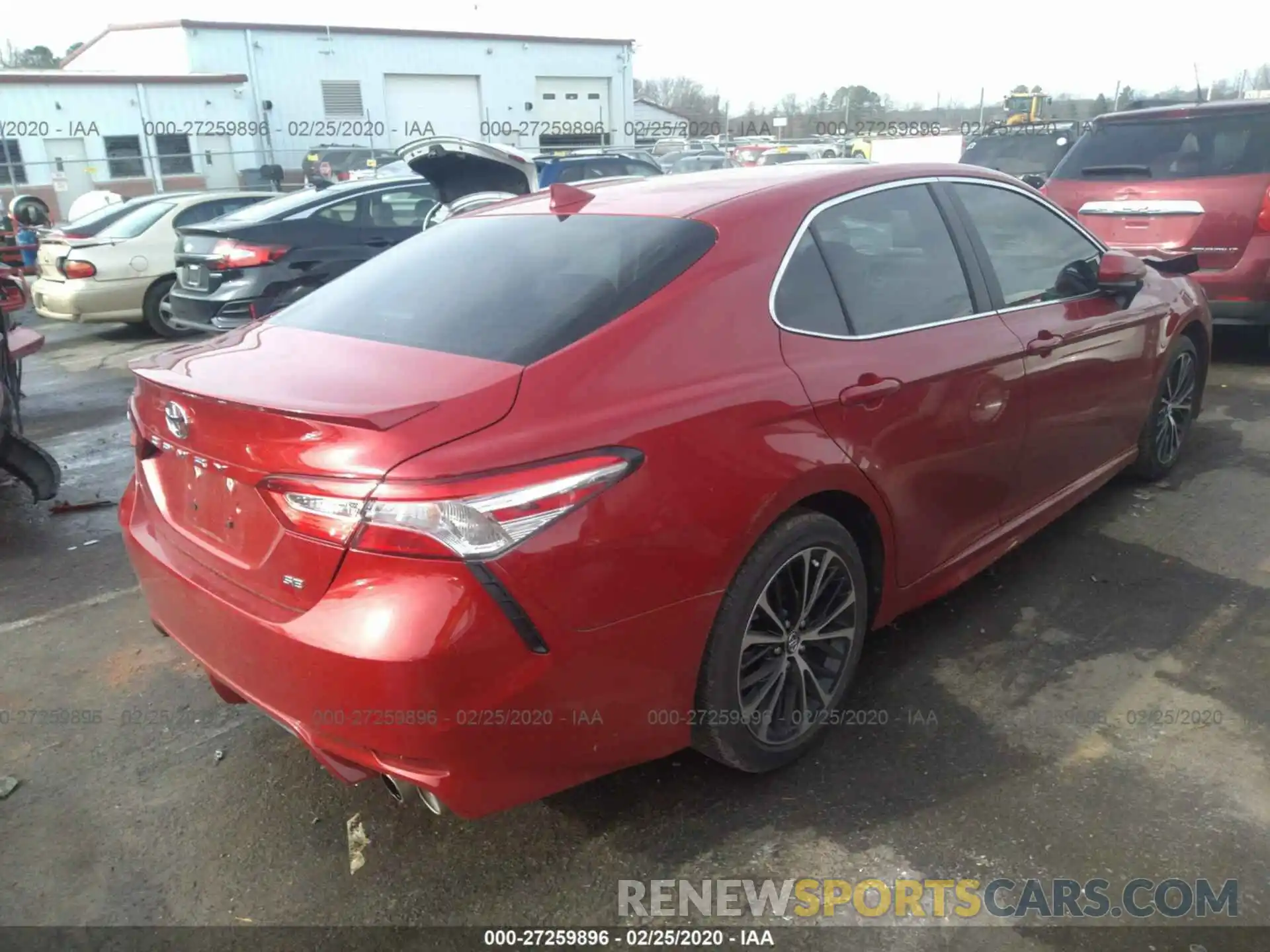 4 Photograph of a damaged car 4T1G11AK4LU327950 TOYOTA CAMRY 2020