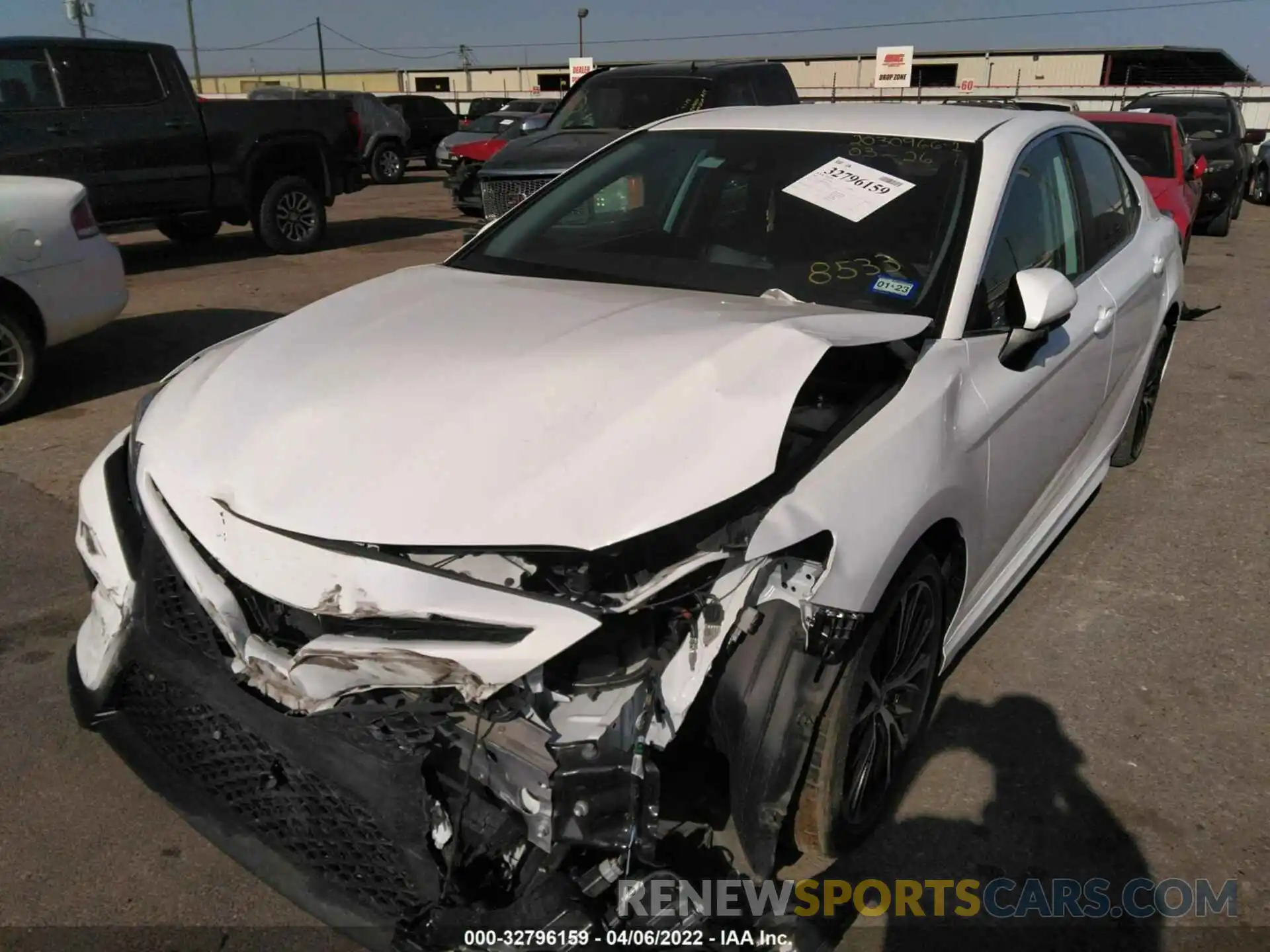 2 Photograph of a damaged car 4T1G11AK4LU328533 TOYOTA CAMRY 2020