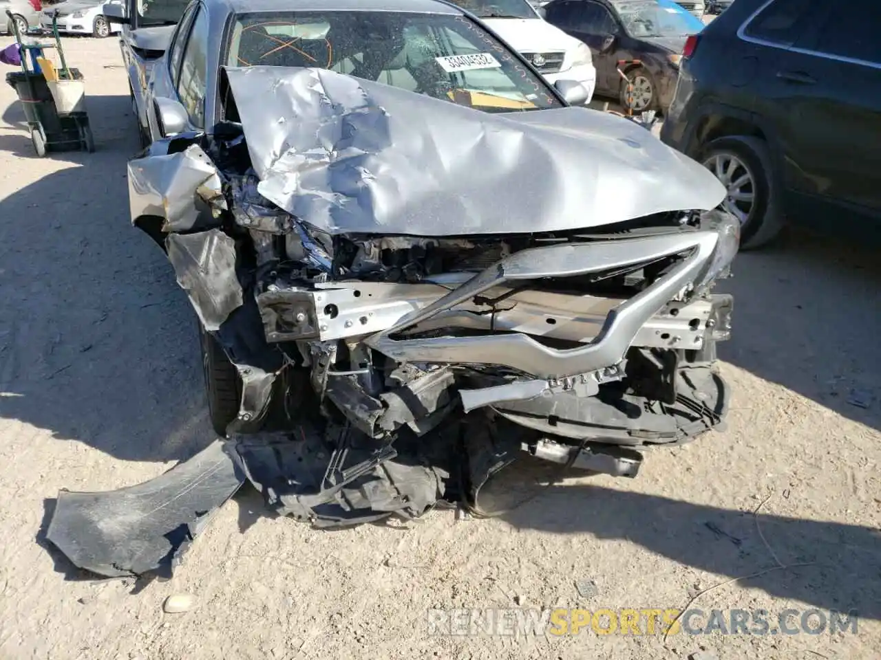 9 Photograph of a damaged car 4T1G11AK4LU329553 TOYOTA CAMRY 2020