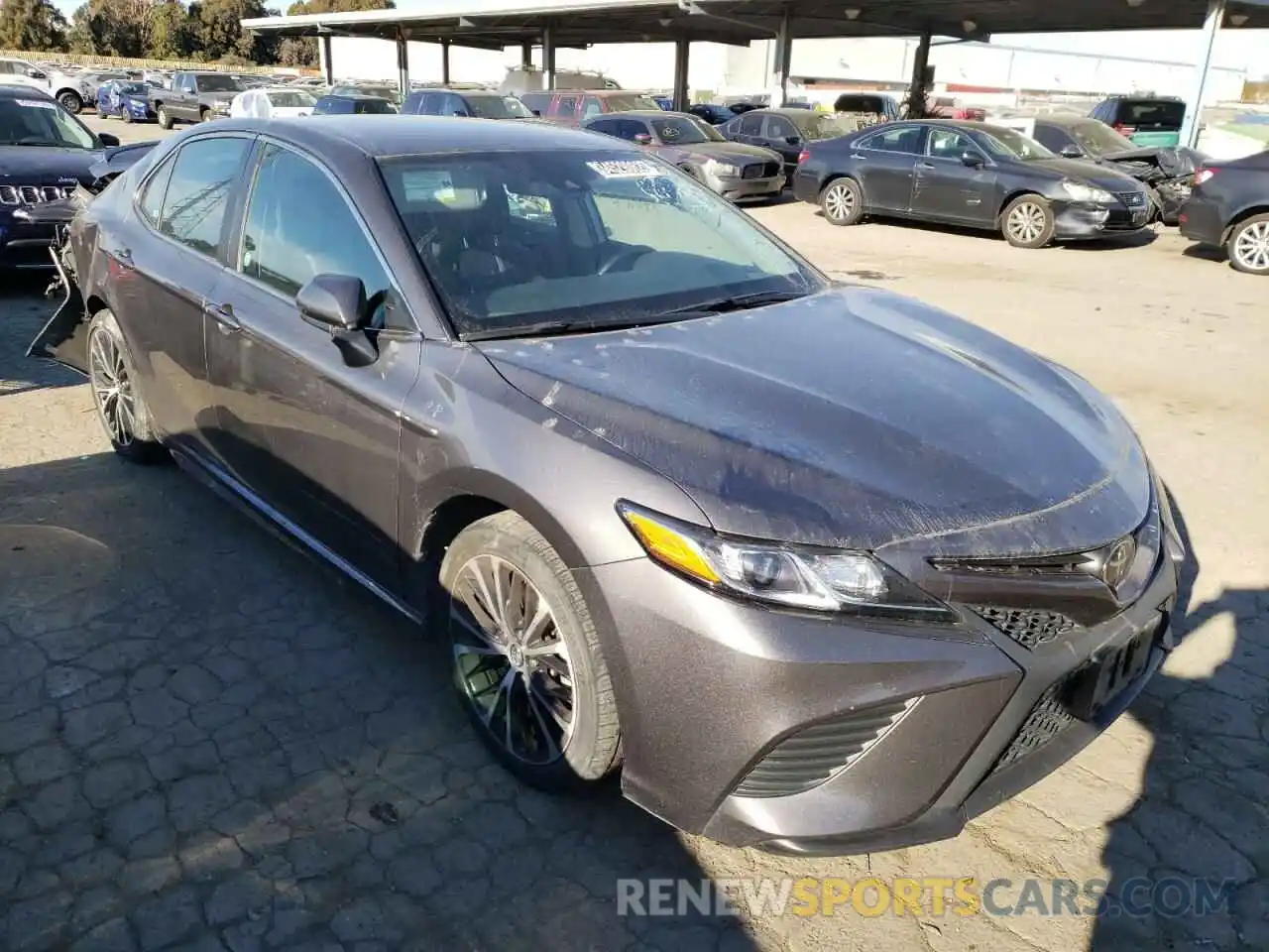 1 Photograph of a damaged car 4T1G11AK4LU333909 TOYOTA CAMRY 2020