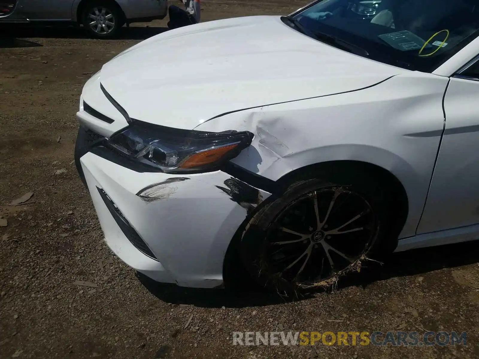 9 Photograph of a damaged car 4T1G11AK4LU334087 TOYOTA CAMRY 2020