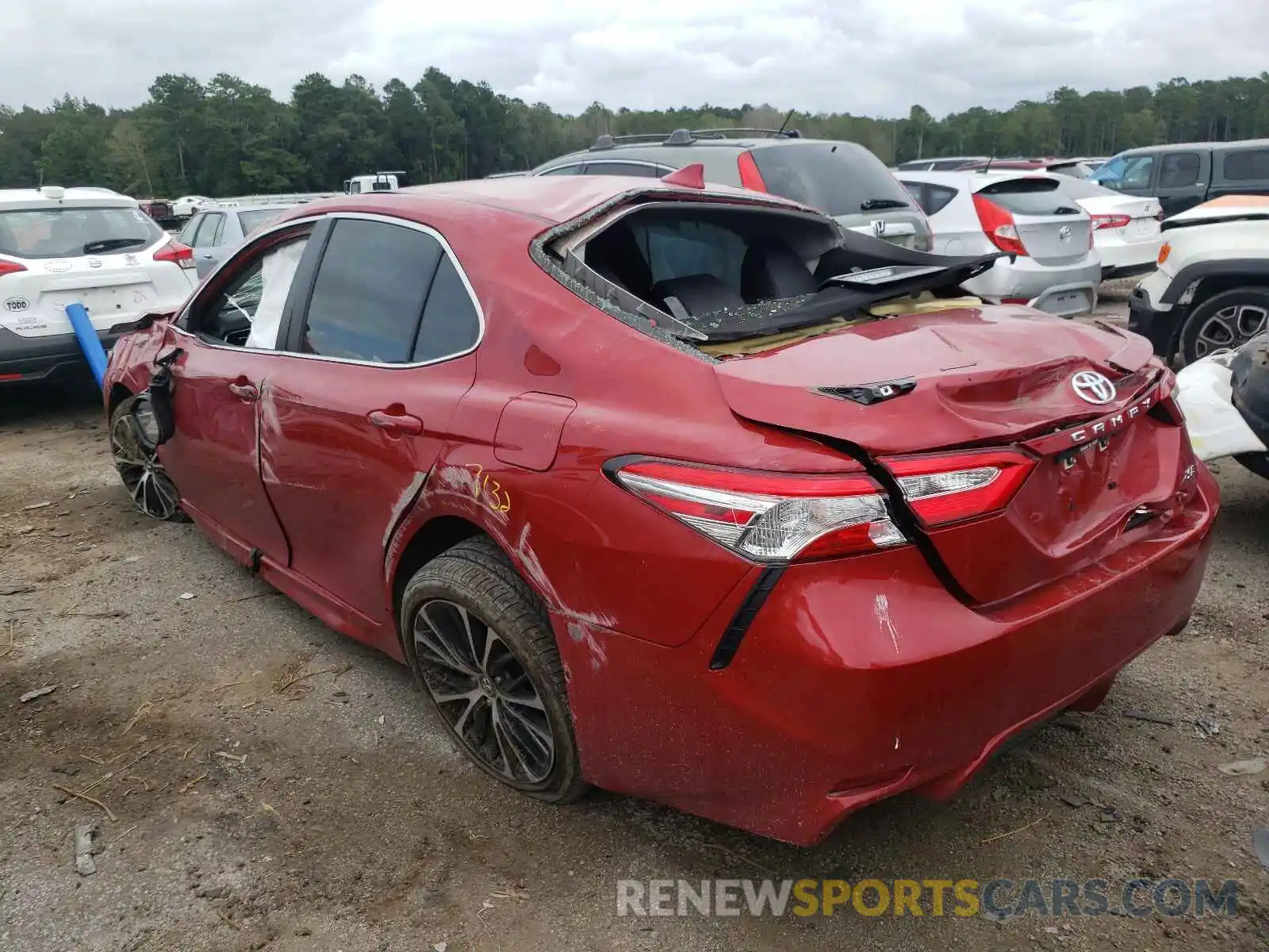 3 Photograph of a damaged car 4T1G11AK4LU336938 TOYOTA CAMRY 2020