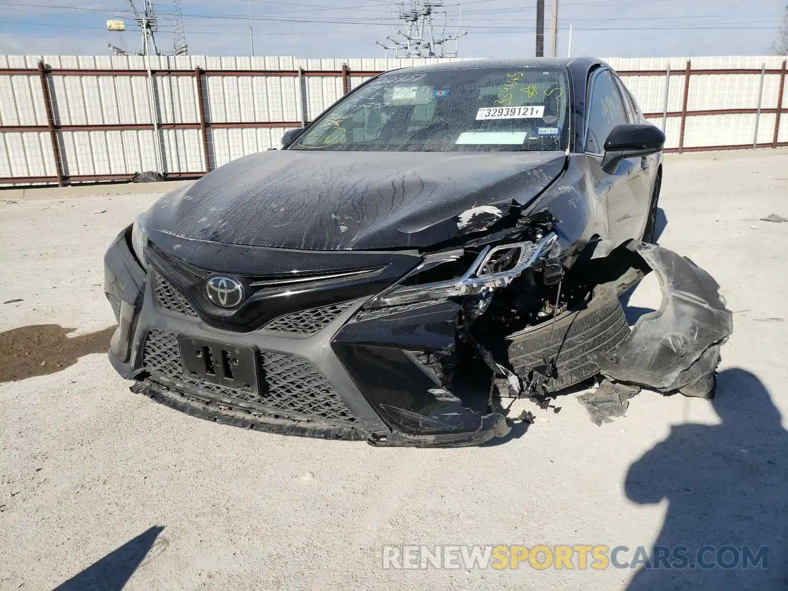 2 Photograph of a damaged car 4T1G11AK4LU339645 TOYOTA CAMRY 2020