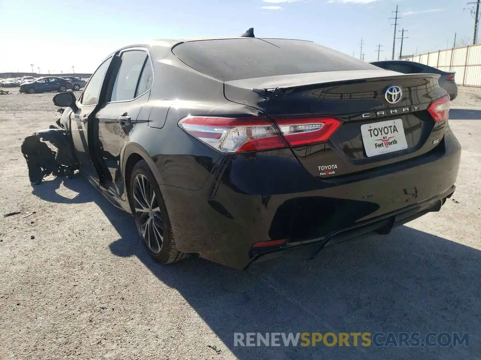 3 Photograph of a damaged car 4T1G11AK4LU339645 TOYOTA CAMRY 2020