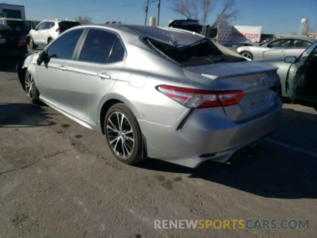 3 Photograph of a damaged car 4T1G11AK4LU340178 TOYOTA CAMRY 2020