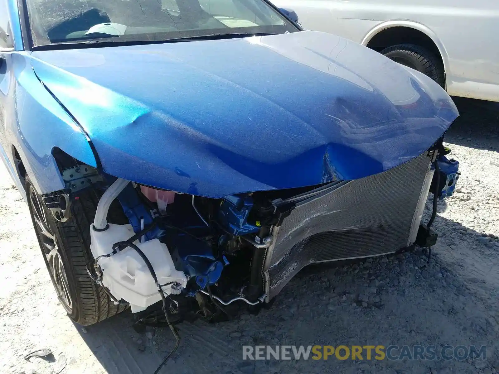 9 Photograph of a damaged car 4T1G11AK4LU340407 TOYOTA CAMRY 2020