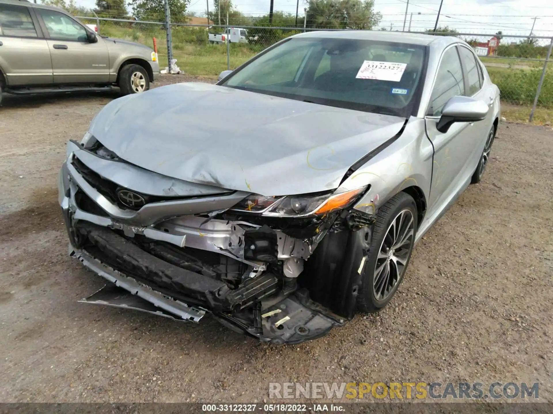 6 Photograph of a damaged car 4T1G11AK4LU341394 TOYOTA CAMRY 2020