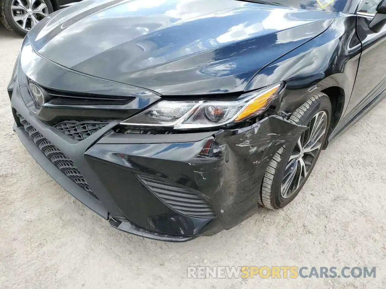 9 Photograph of a damaged car 4T1G11AK4LU342318 TOYOTA CAMRY 2020