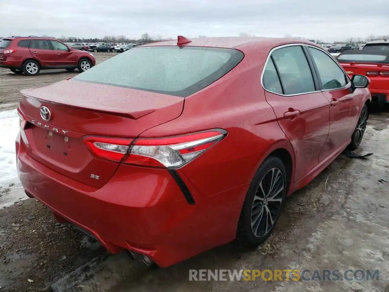 4 Photograph of a damaged car 4T1G11AK4LU342674 TOYOTA CAMRY 2020