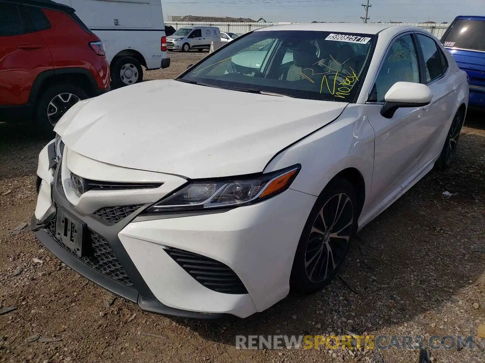 2 Photograph of a damaged car 4T1G11AK4LU348720 TOYOTA CAMRY 2020