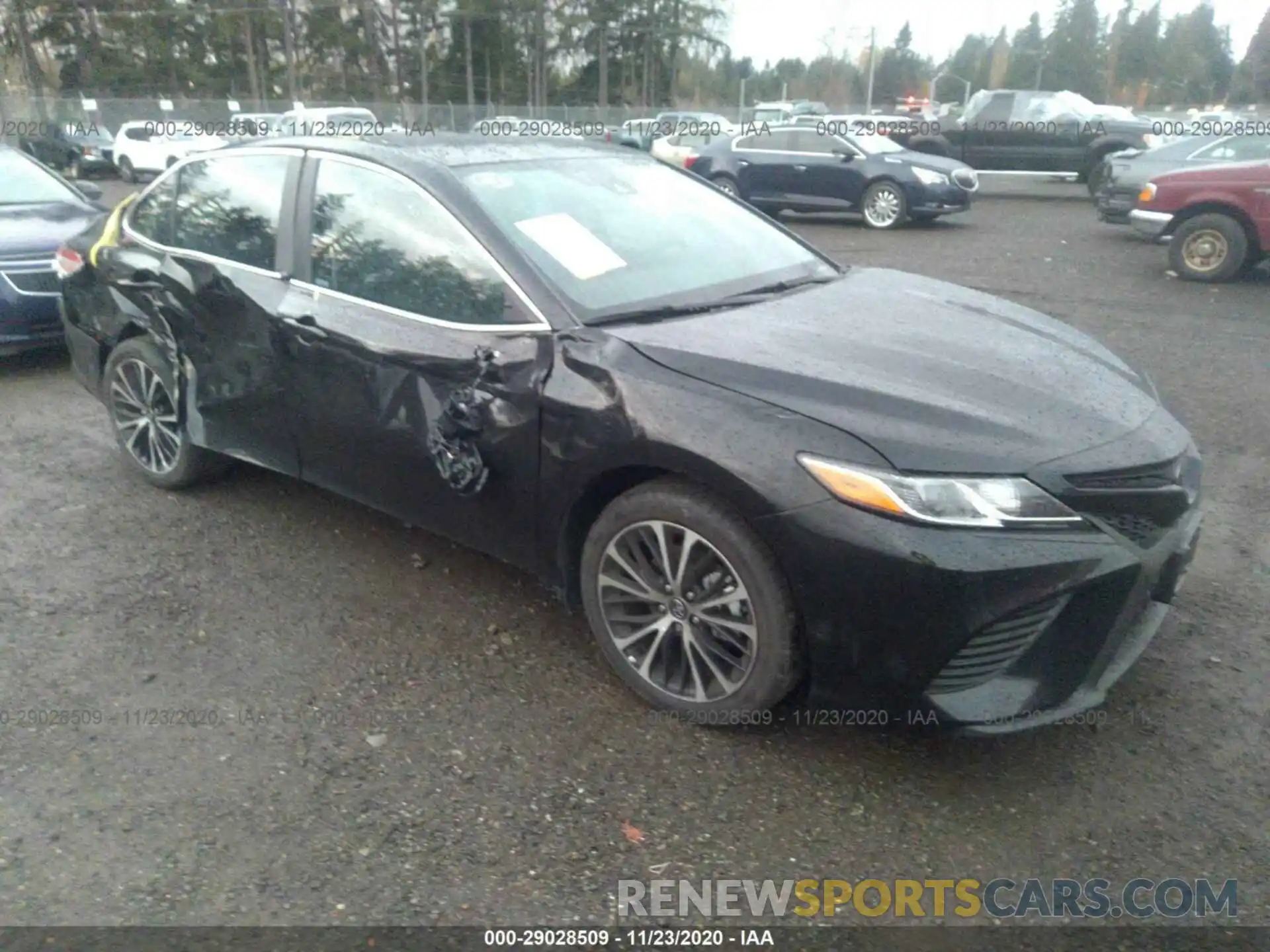 1 Photograph of a damaged car 4T1G11AK4LU352587 TOYOTA CAMRY 2020